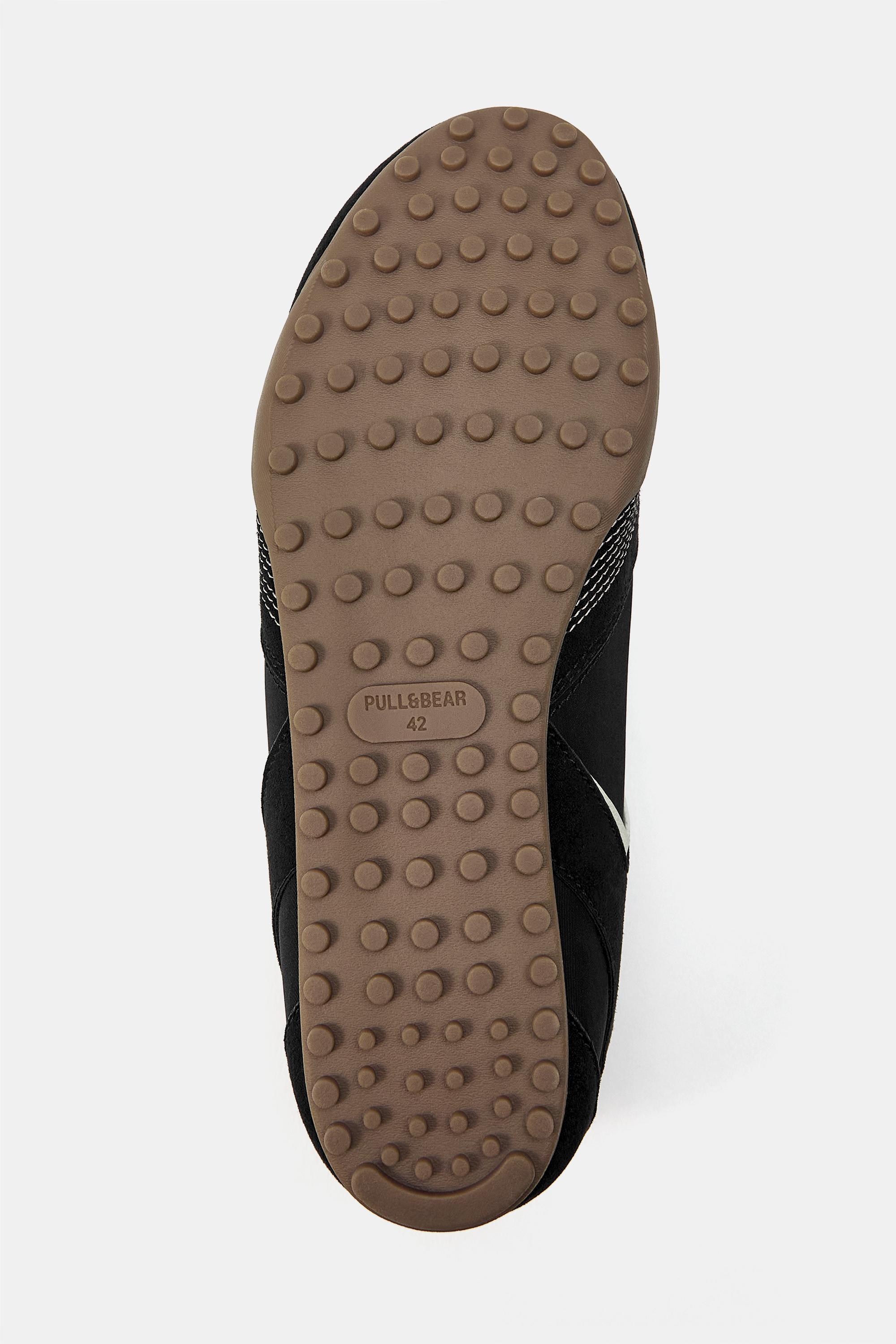 Trainers — Black