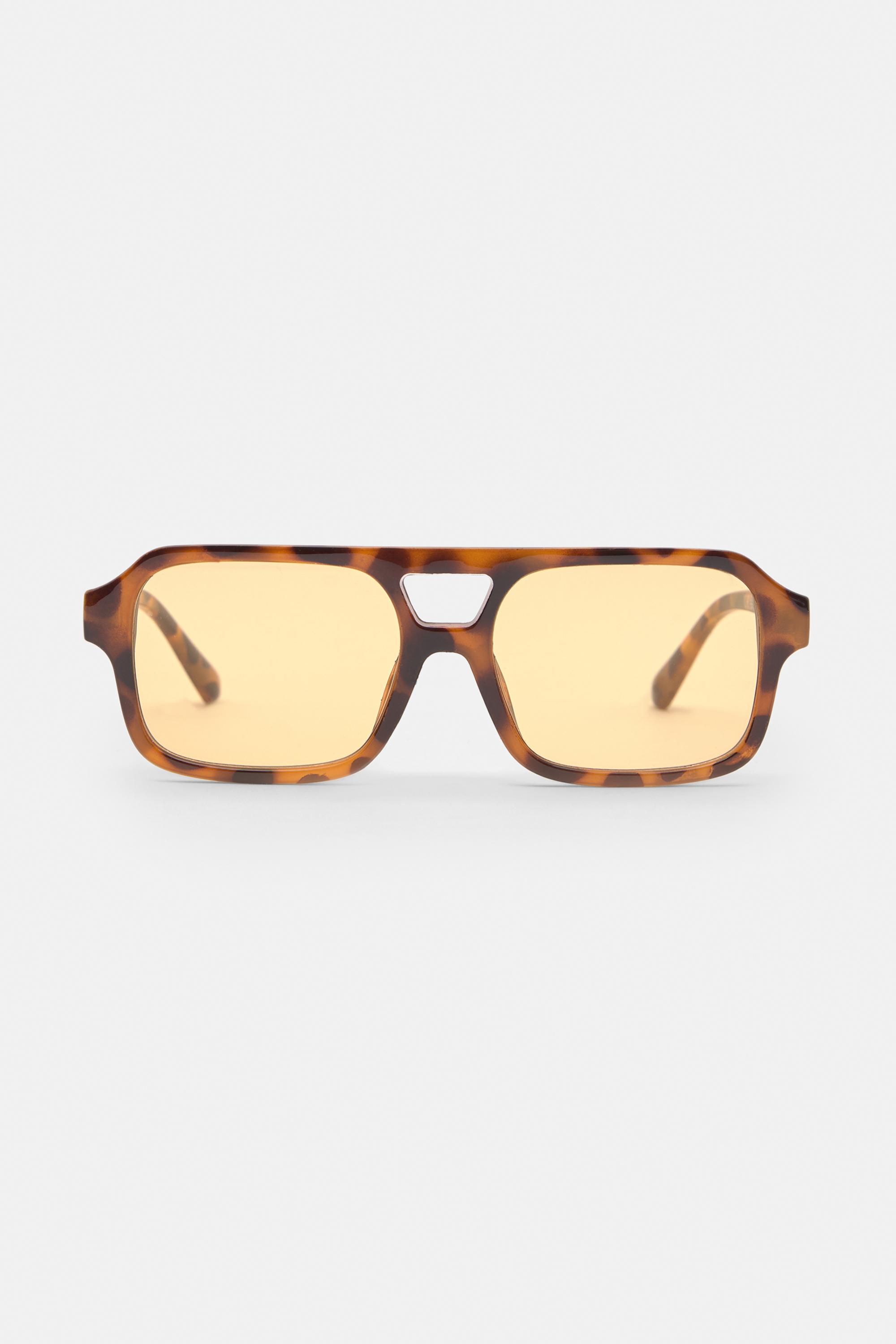 Pilotenbrille Mit Gelben Gläsern