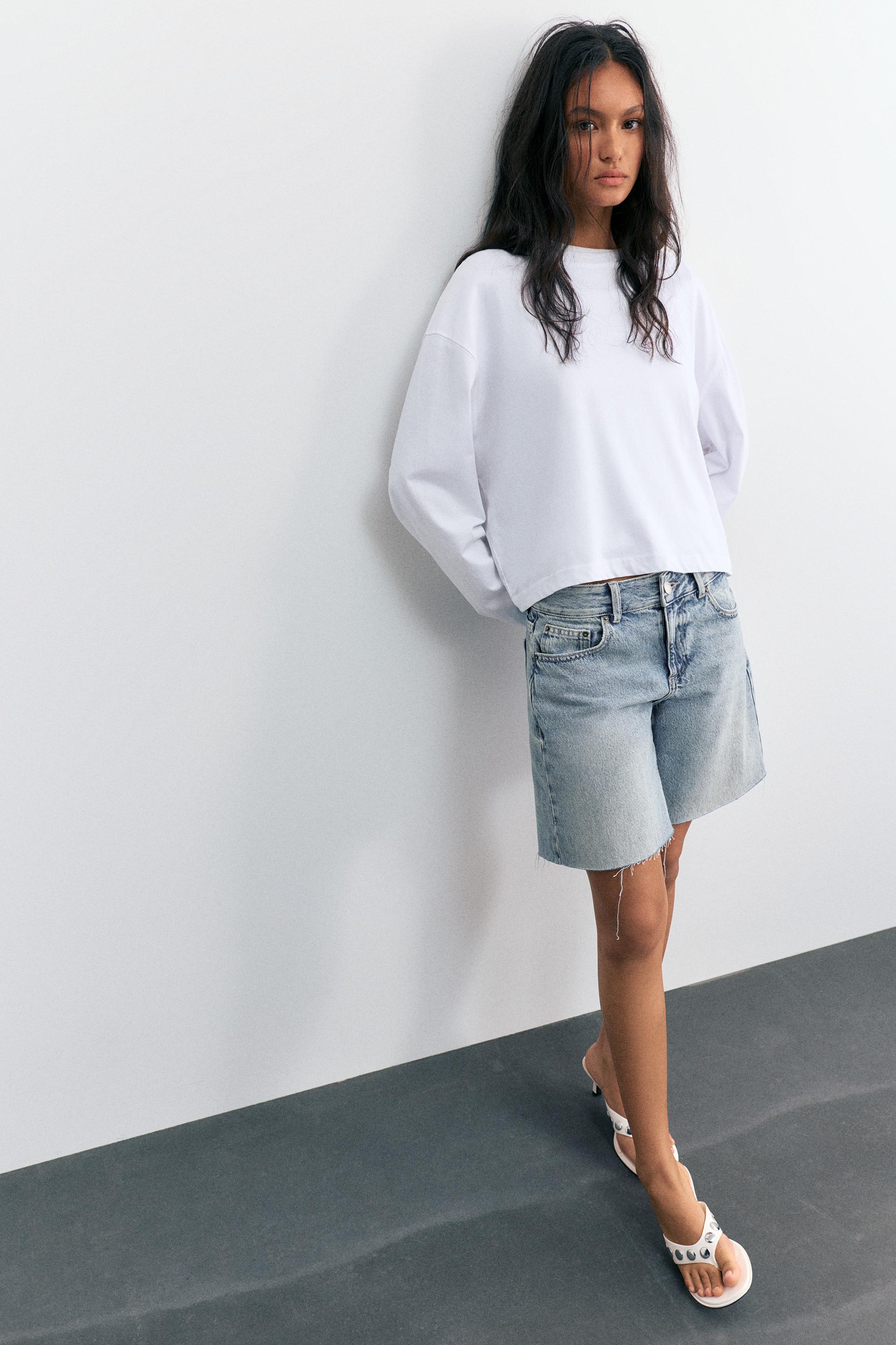 Low-rise denim Bermuda shorts — Pale blue