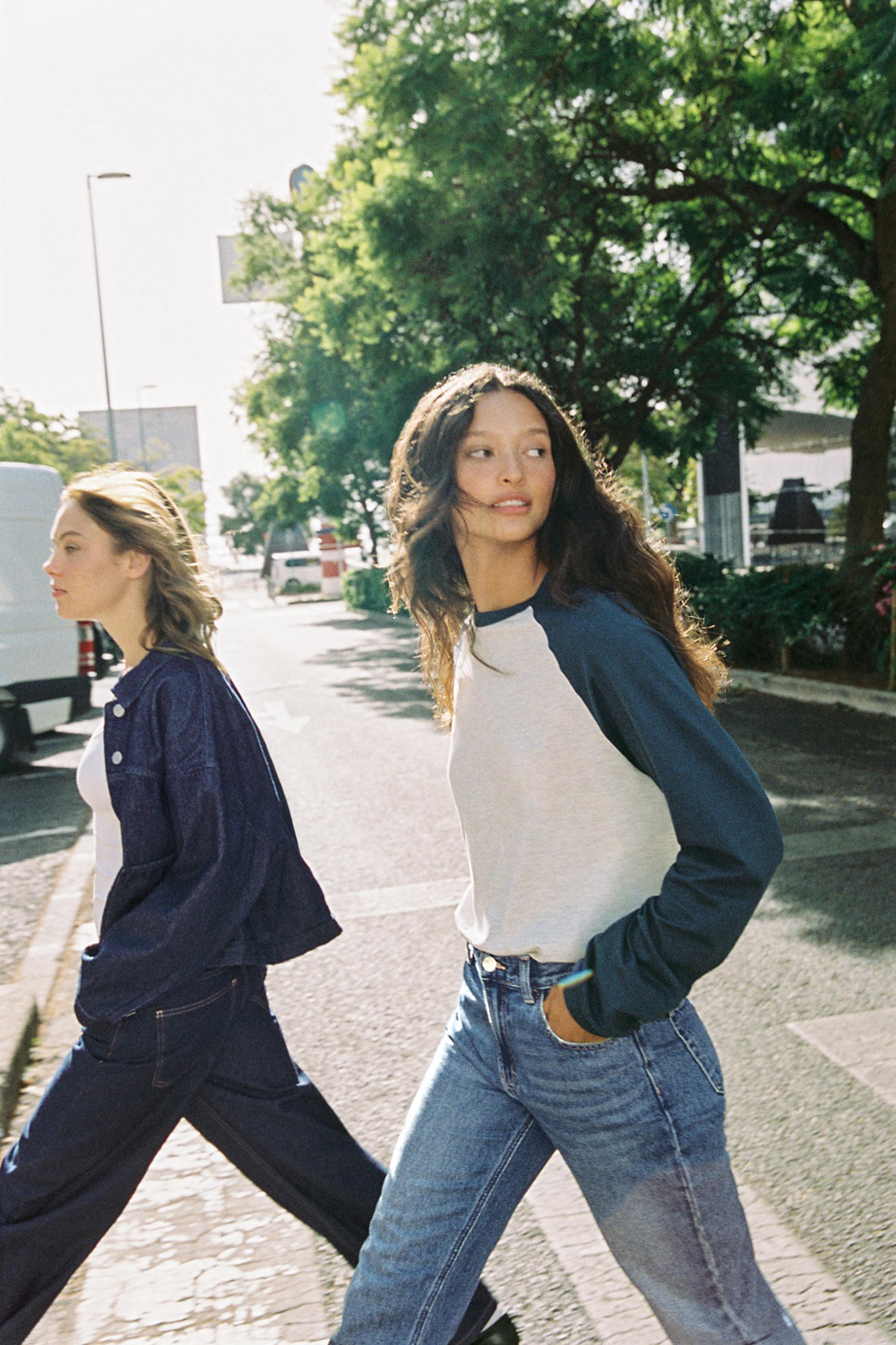 High-waist mom jeans — Medium blue