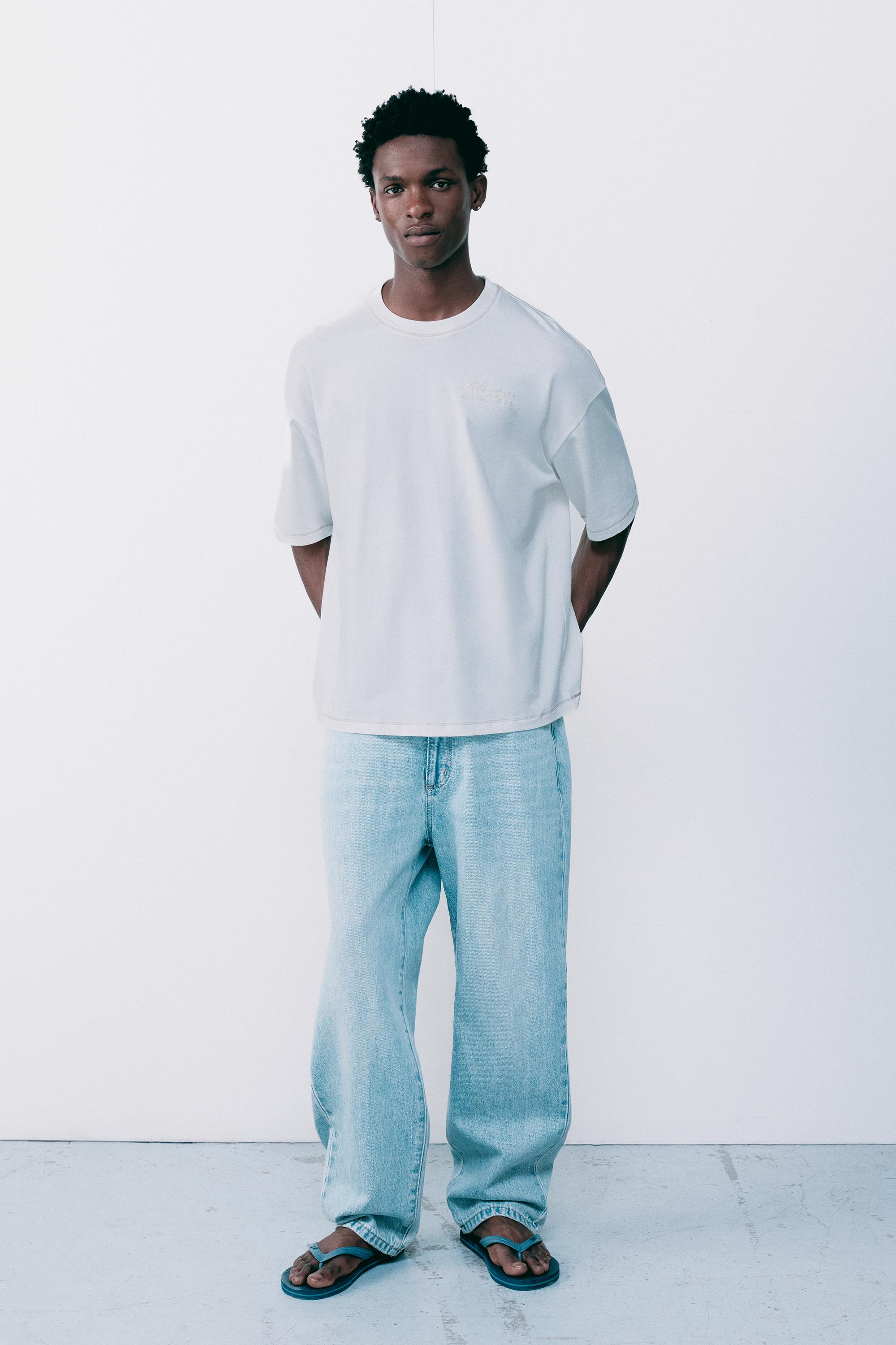 Embroidered graphic T-shirt — Ecru