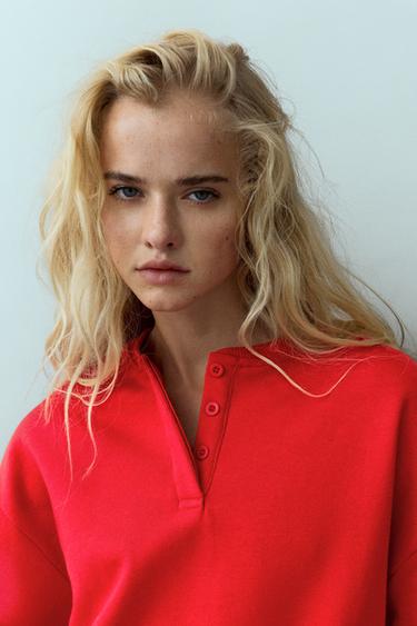 Henley neck button sweatshirt — Red 4