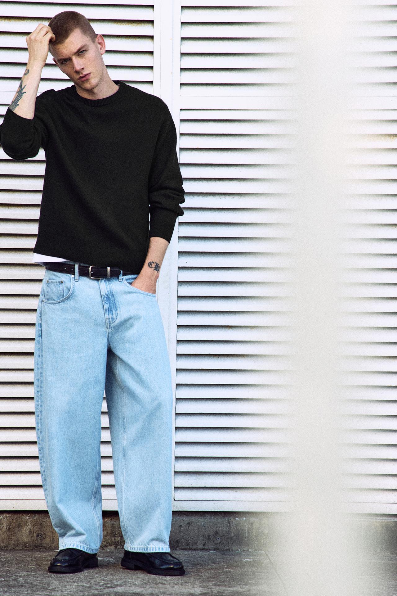 Soft-touch round neck jumper — Black