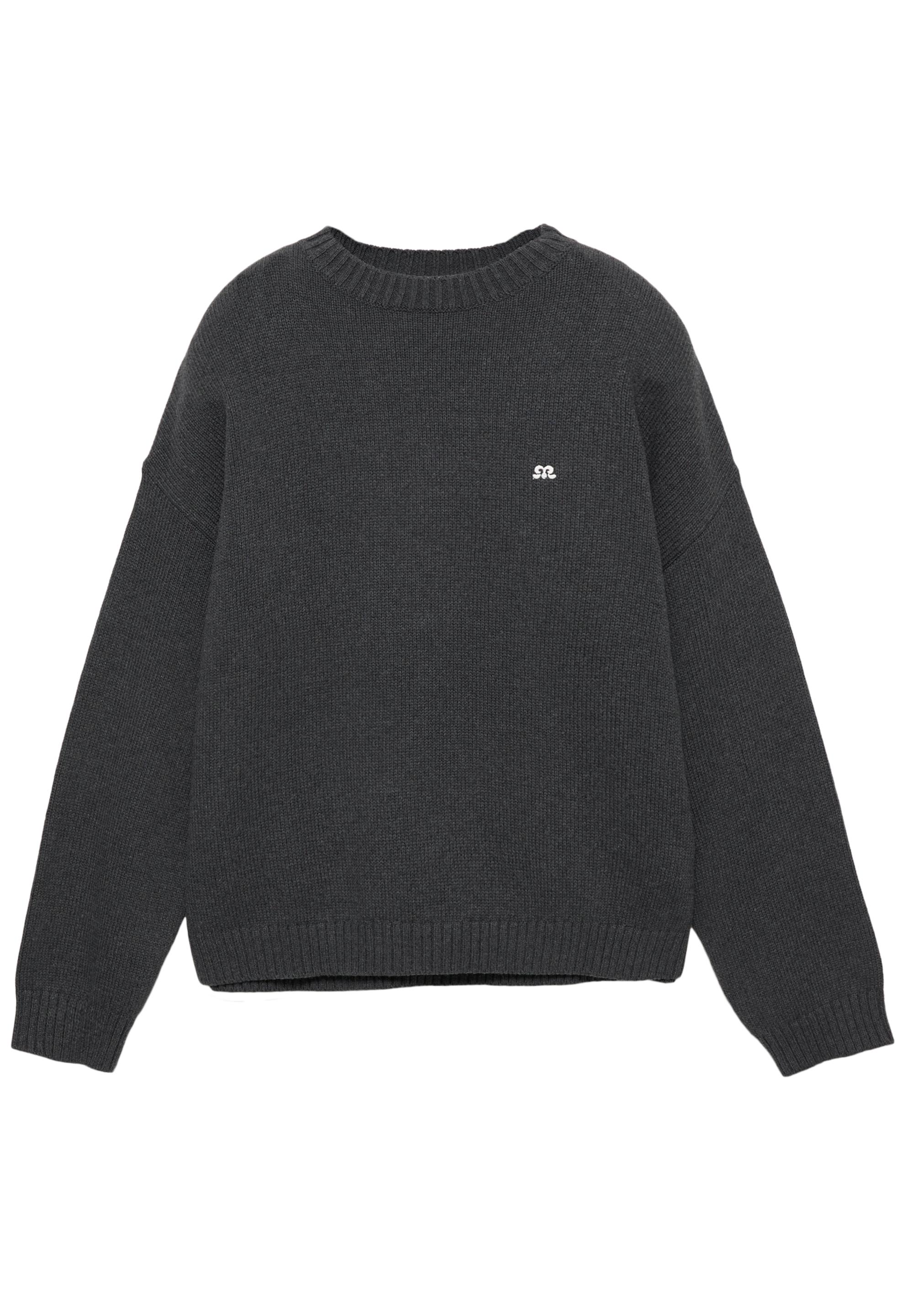 Önü işlemeli kazak