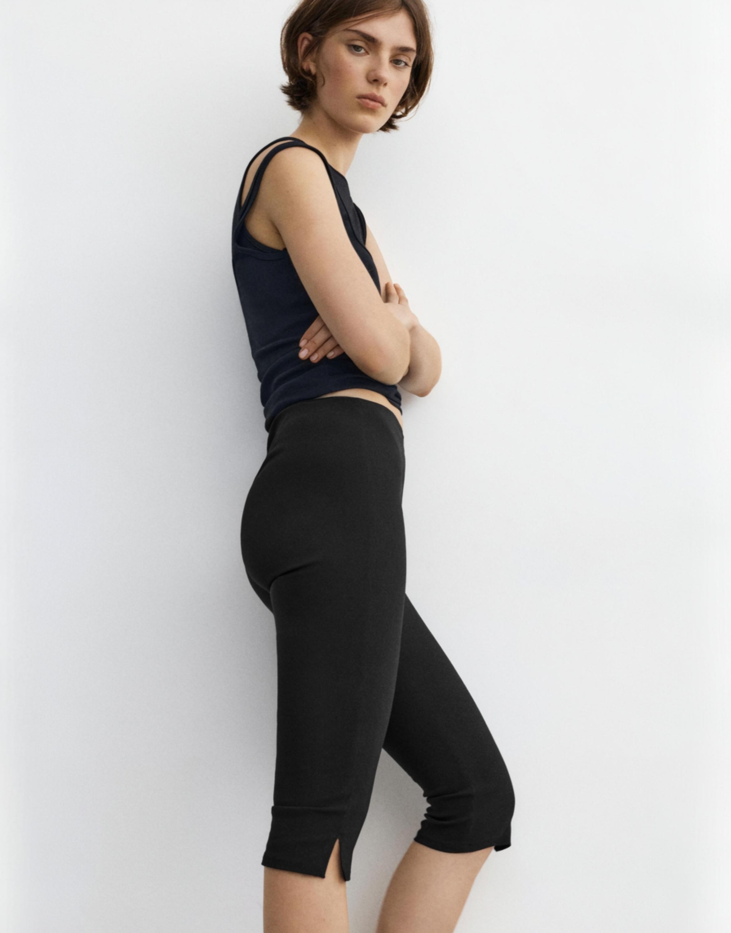 Capris — Black