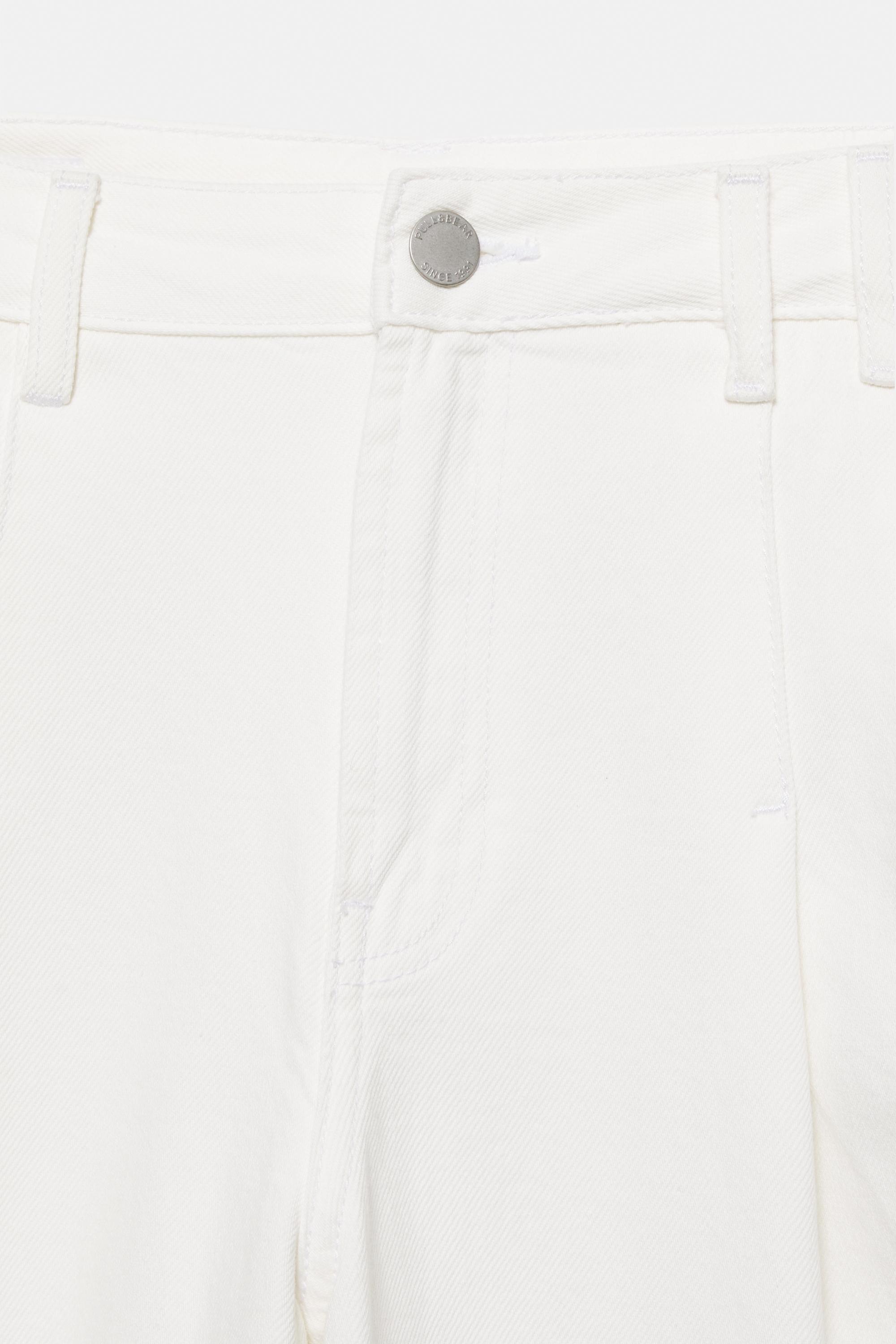 Pleated balloon fit baggy jeans — White (alternate view)