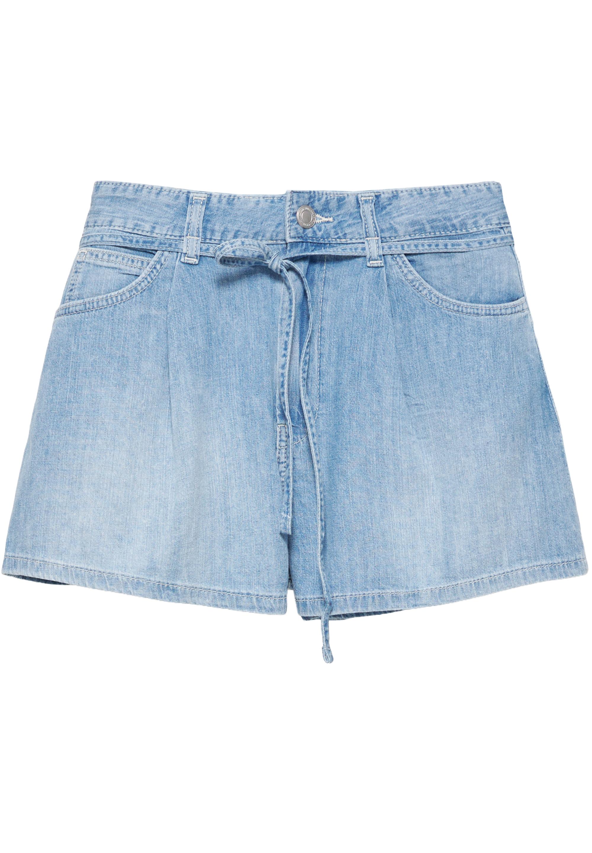 Denim shorts with darts and belt — Pale blue