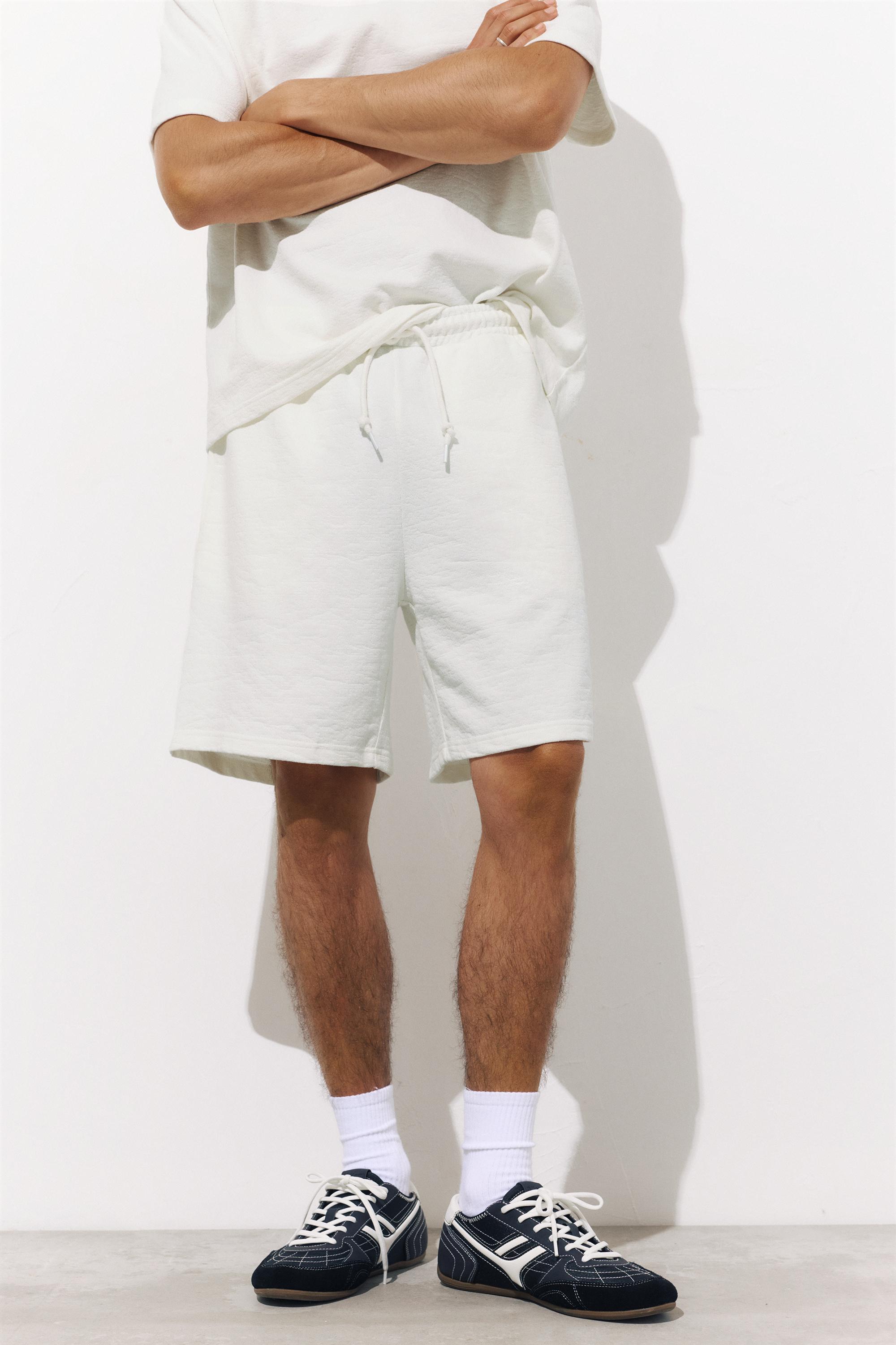 Kumaş dokulu jogger bermuda - Görsel 9