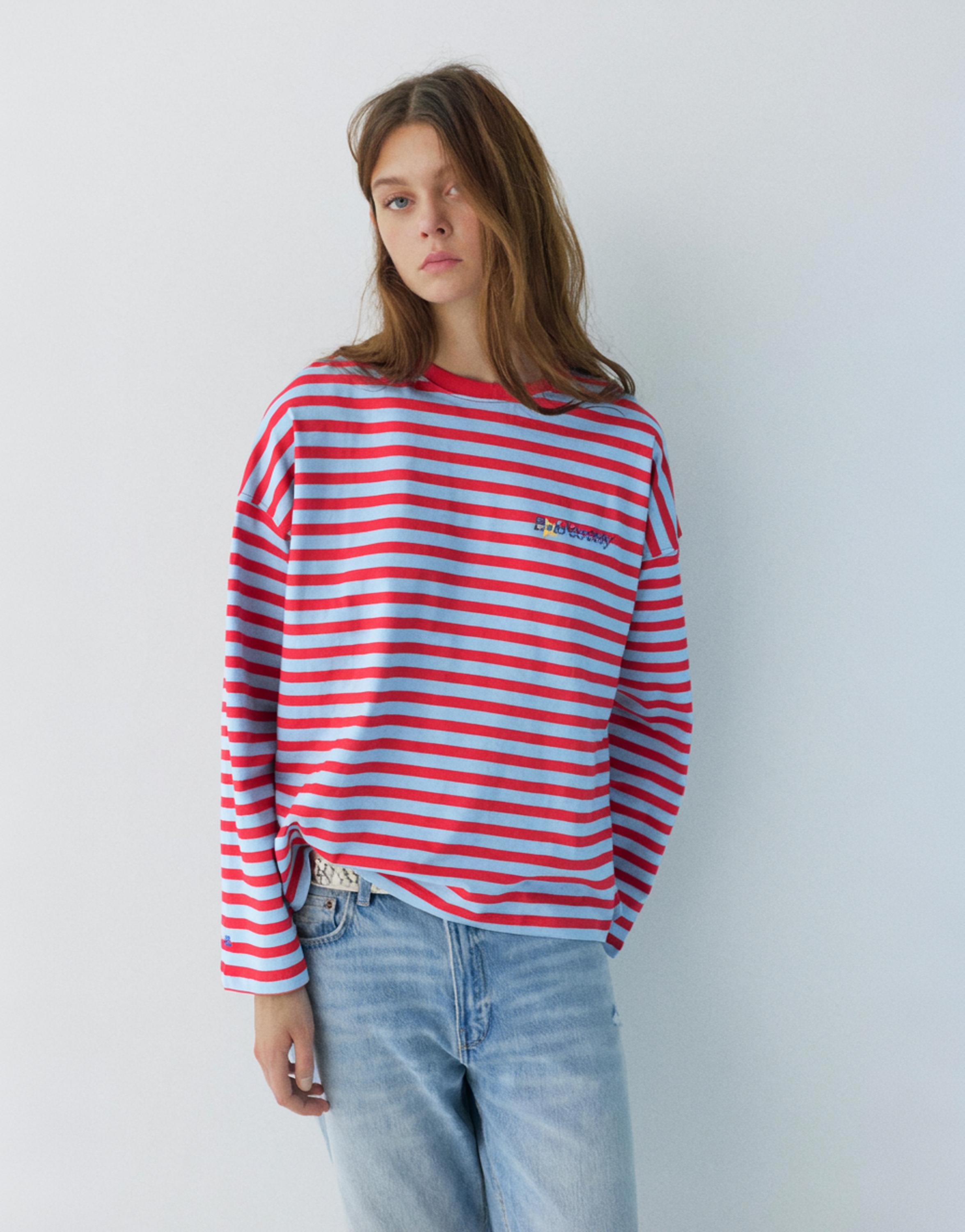 Yazı detaylı çizgili t-shirt - Görsel 6