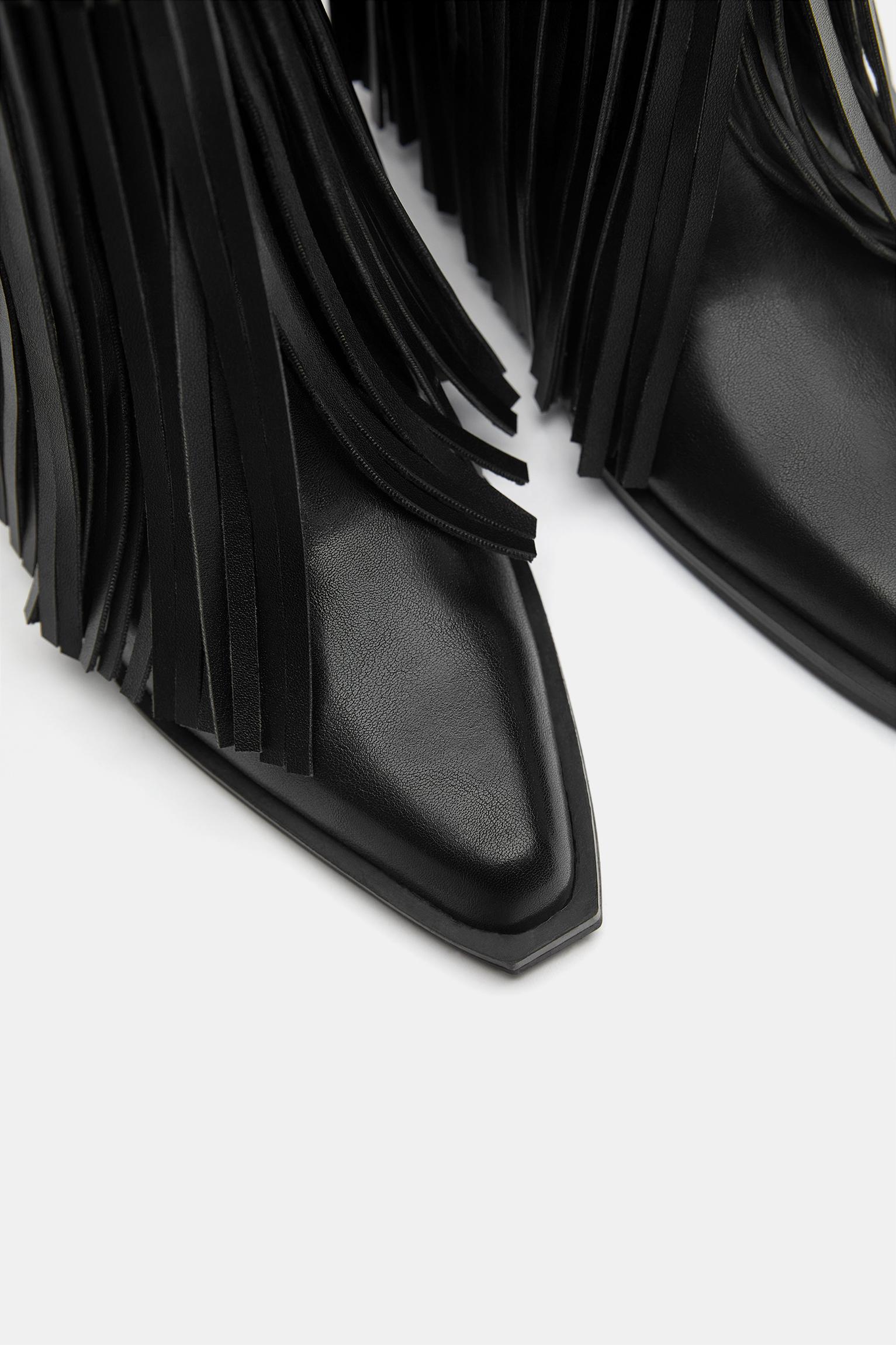 Fringed cowboy boots — Black