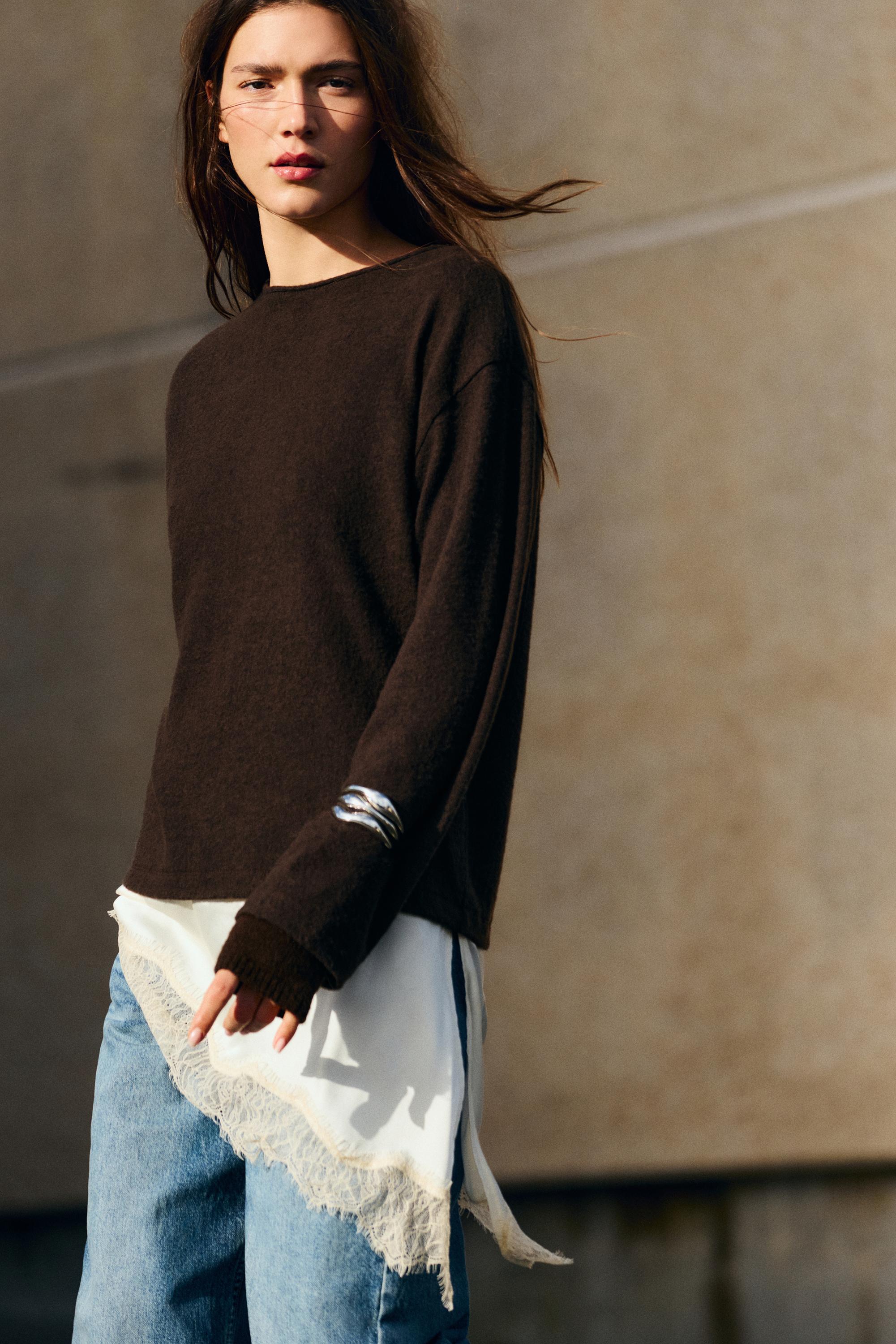 Fine lace combined jumper — Brown
