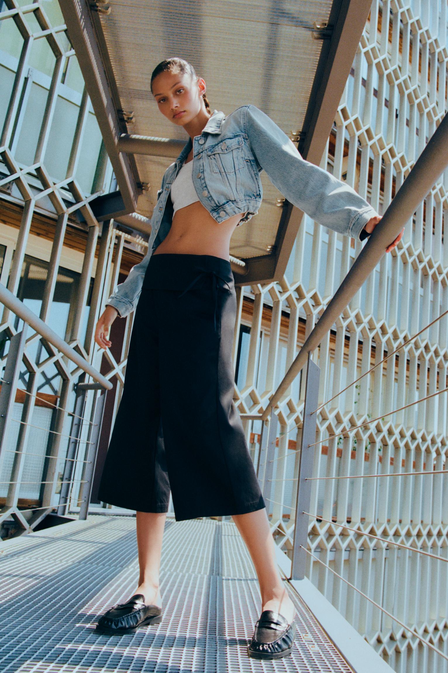 Pantaloni Culotte Con Fascia E Fiocco