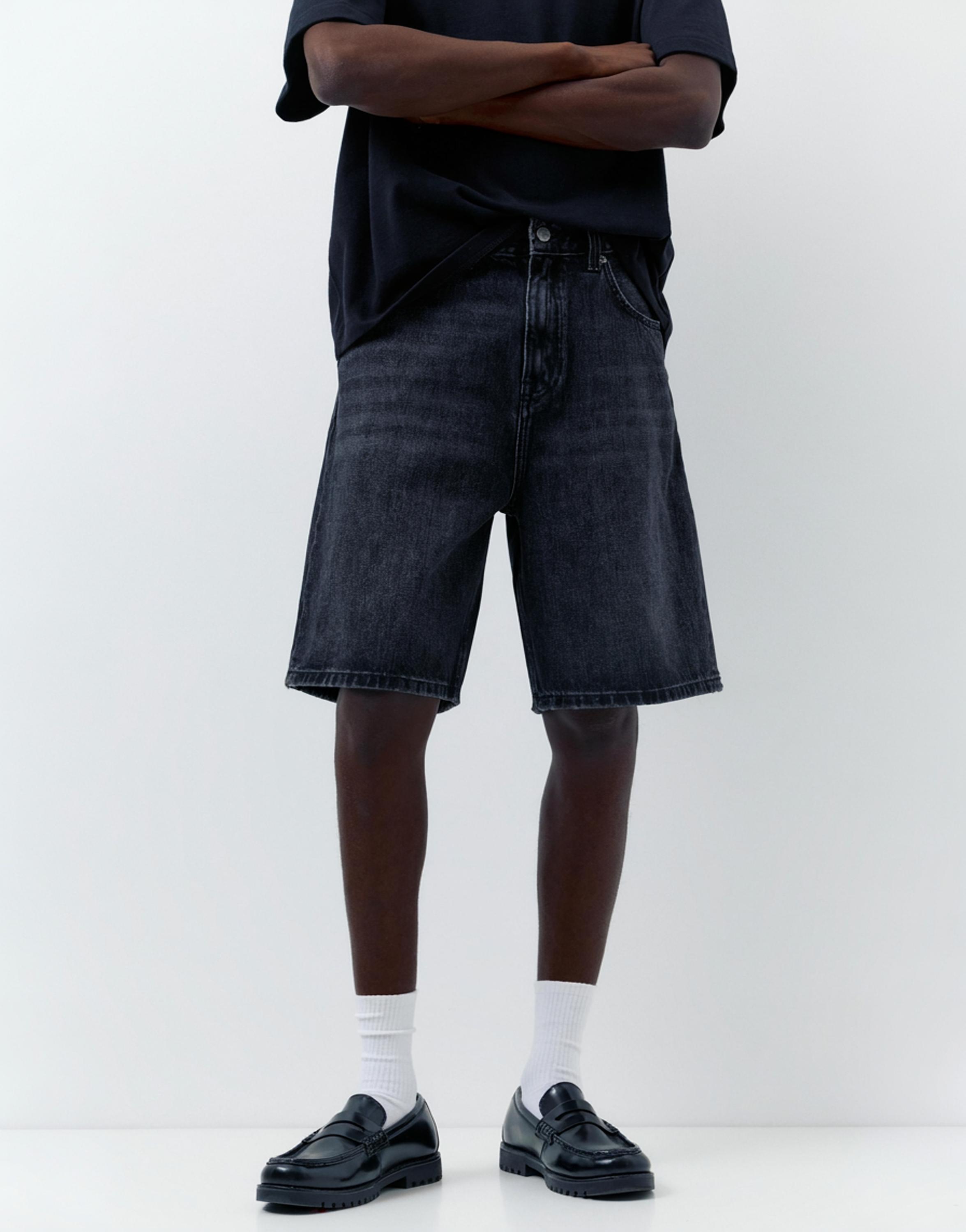Baggy relaxed fit denim Bermuda shorts — Faded black