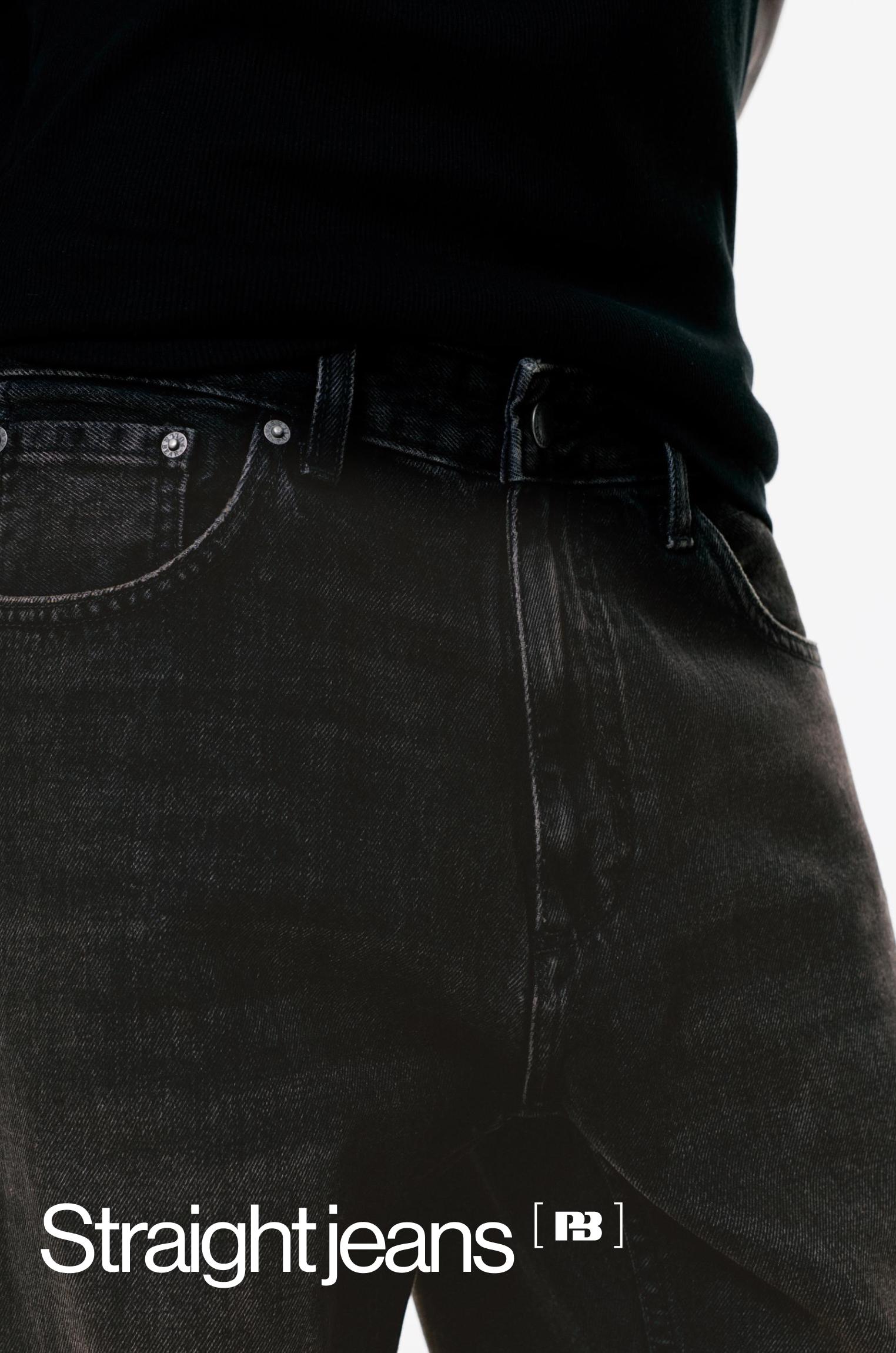 Straight-leg jeans — Black