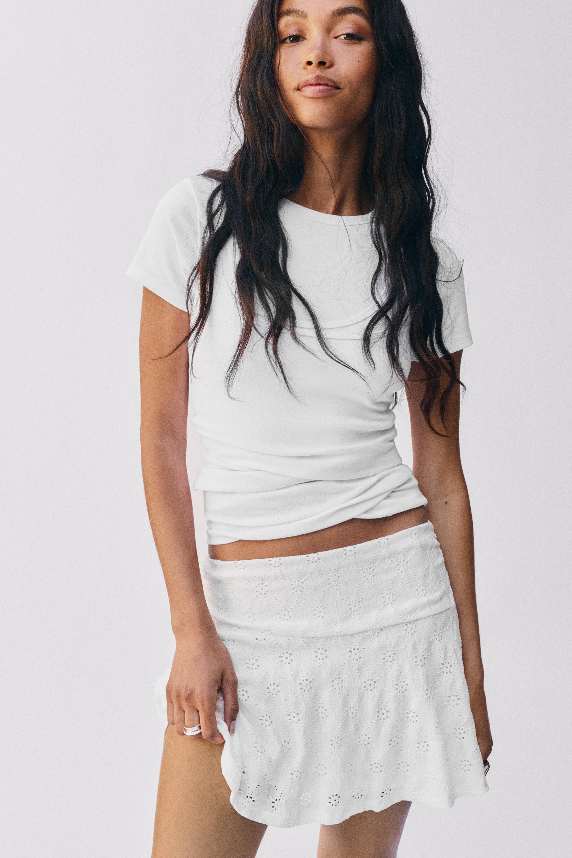 Swiss embroidery mini skirt — White