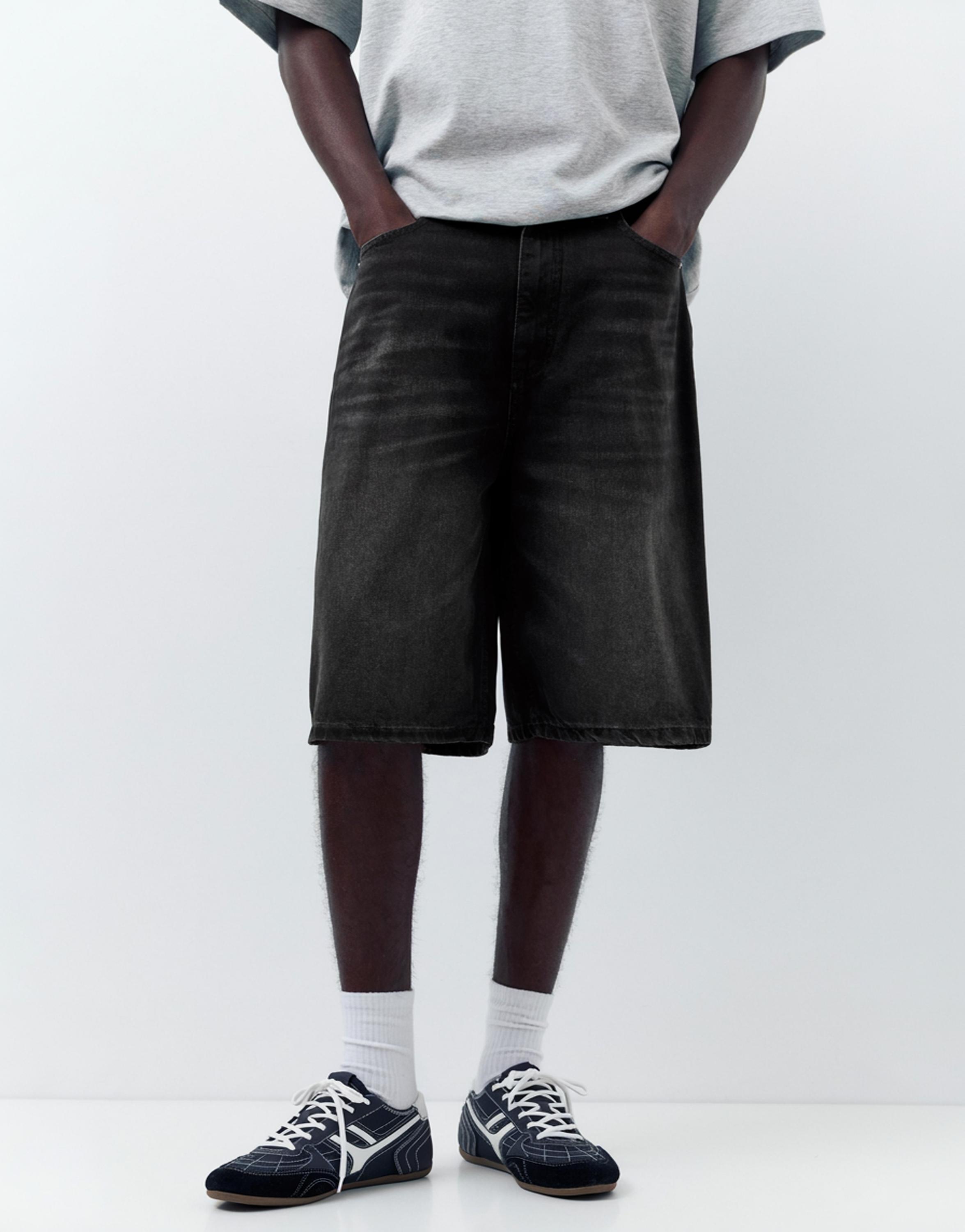 Skater denim Bermuda shorts — Faded black