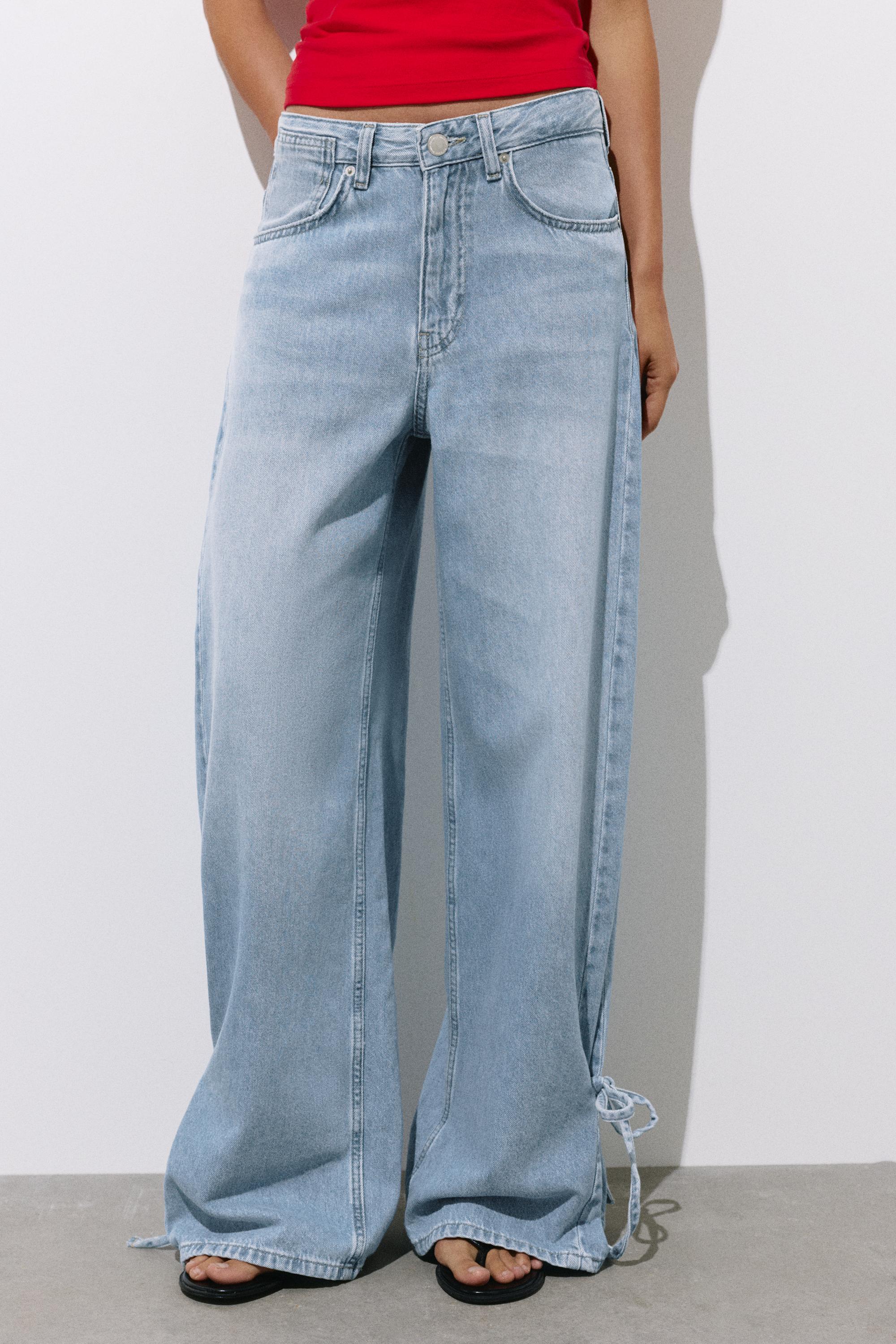 Wide-leg jeans with bows — Pale blue