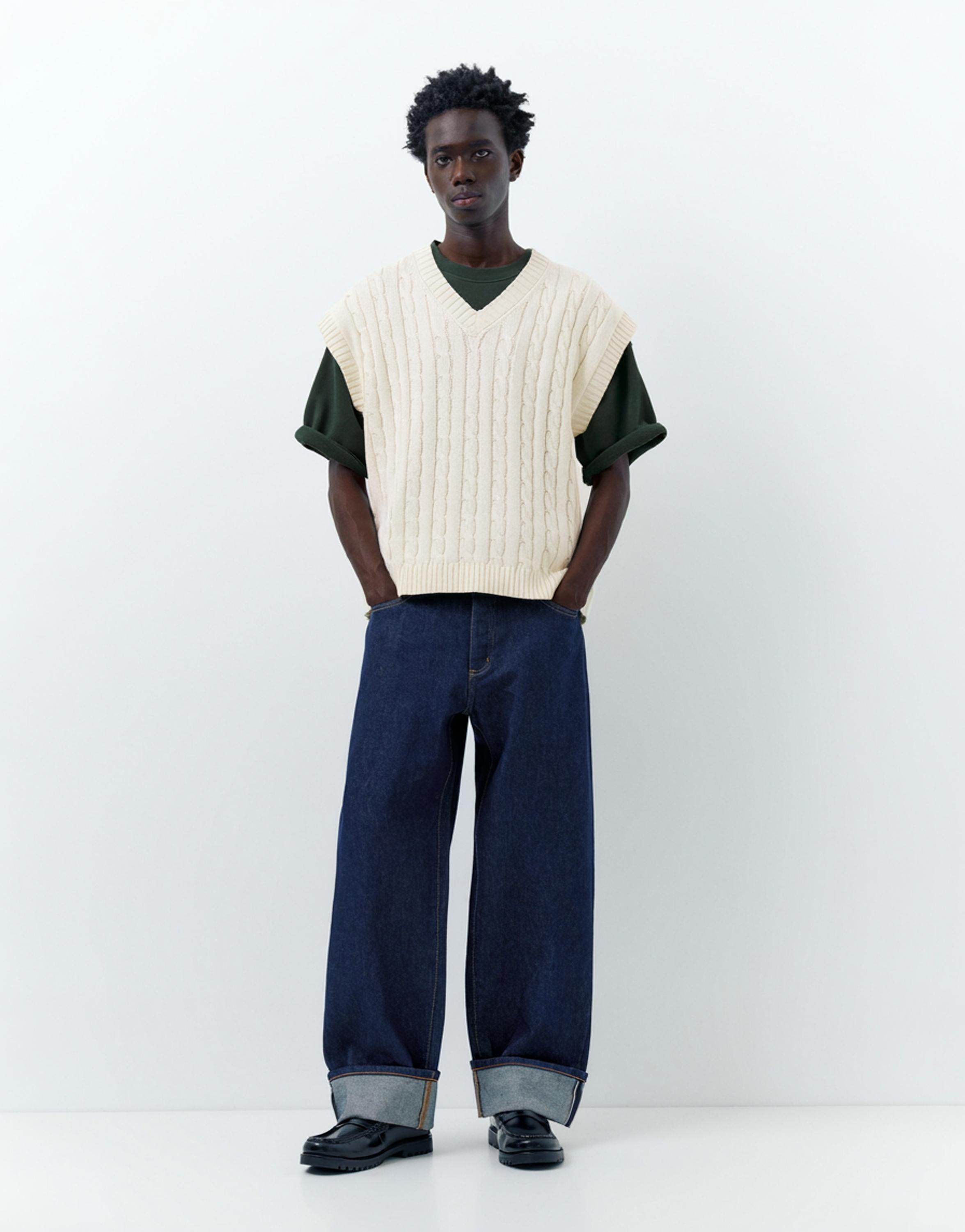 Cable-knit vest — Off white
