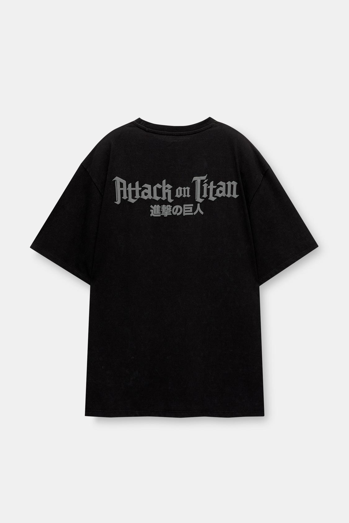 Shirt Attack on Titan im Washed-Look - PULL&BEAR 