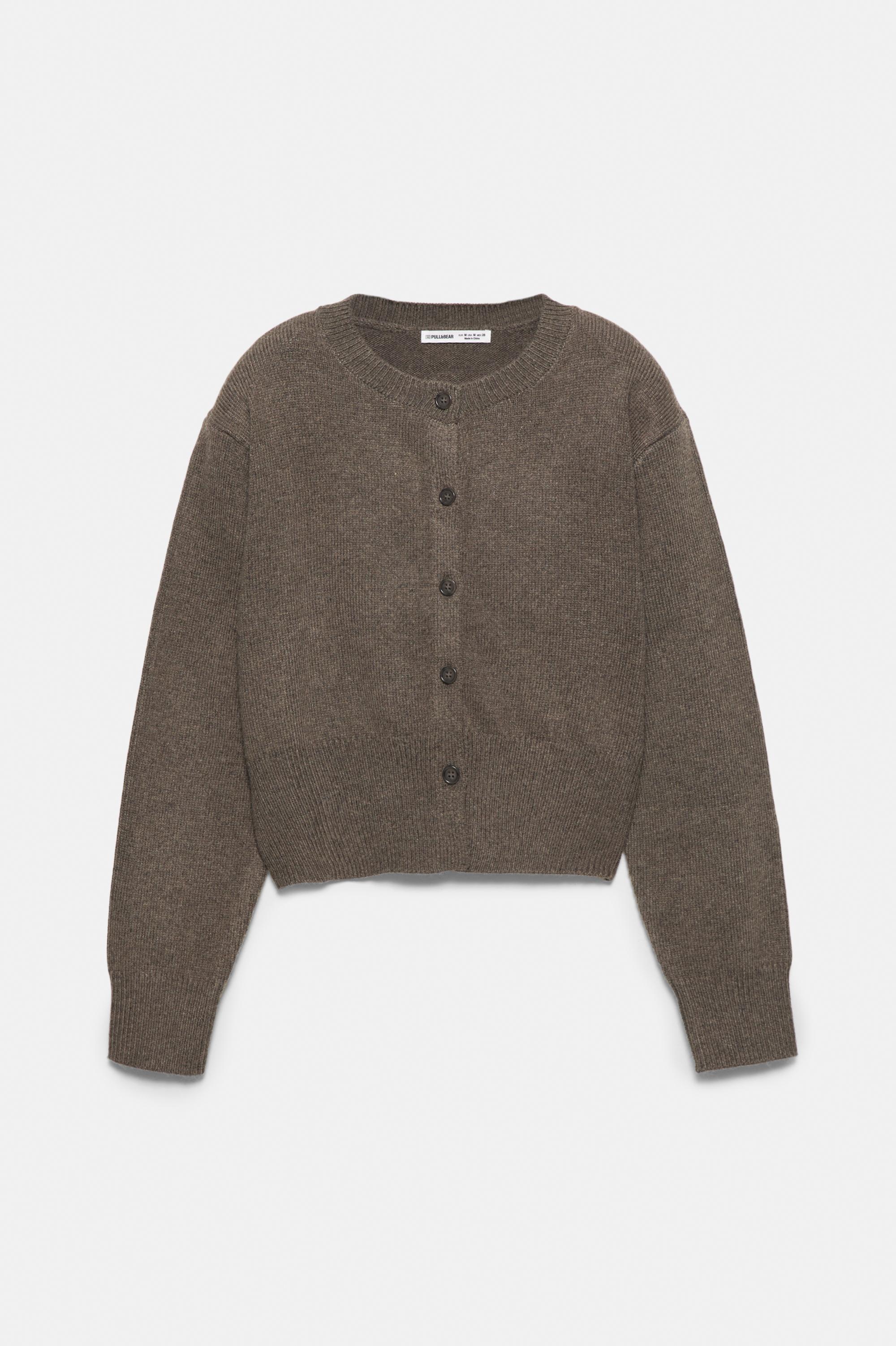 Kısa düğmeli hırka - Görsel 3