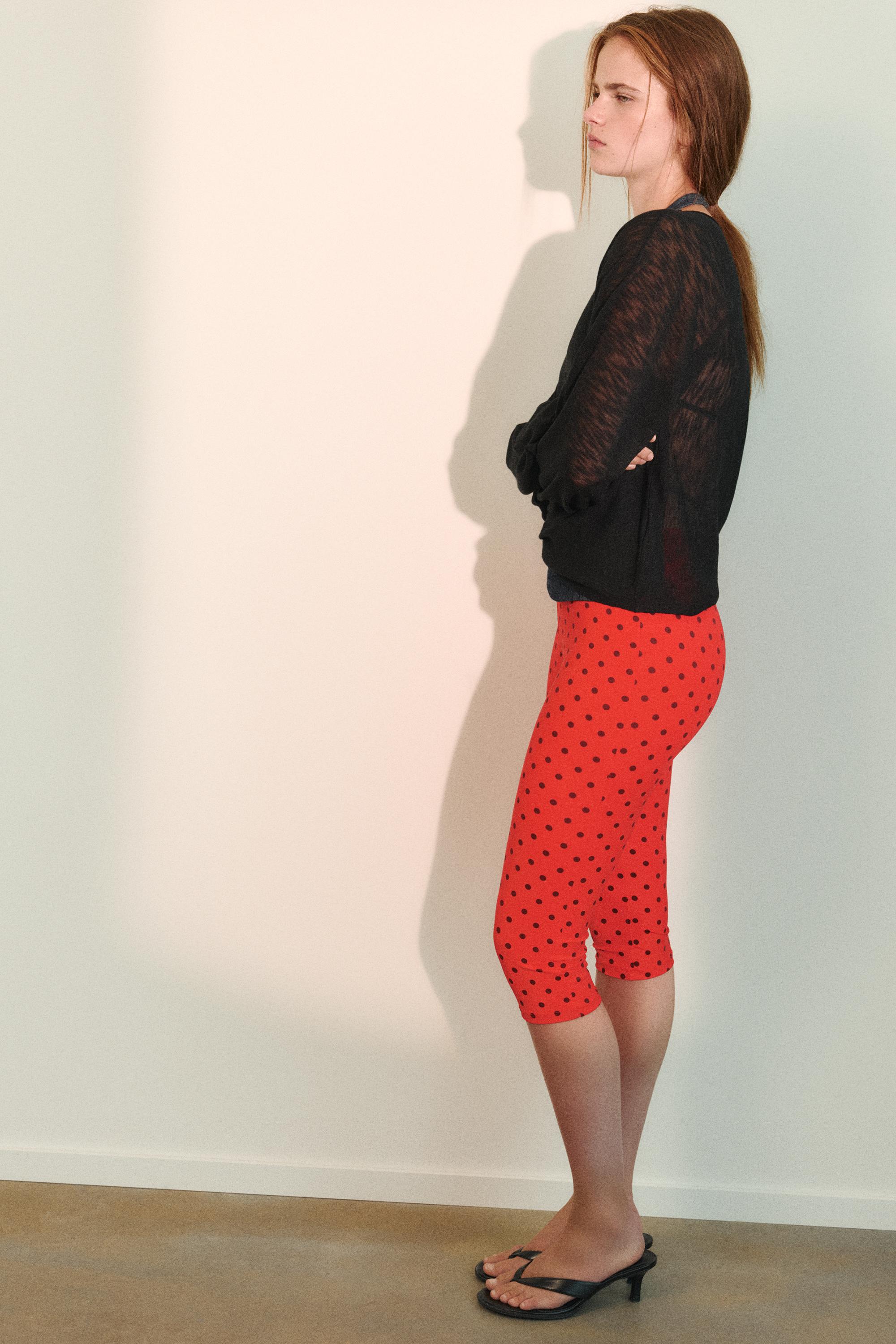Polka dot capris — Red
