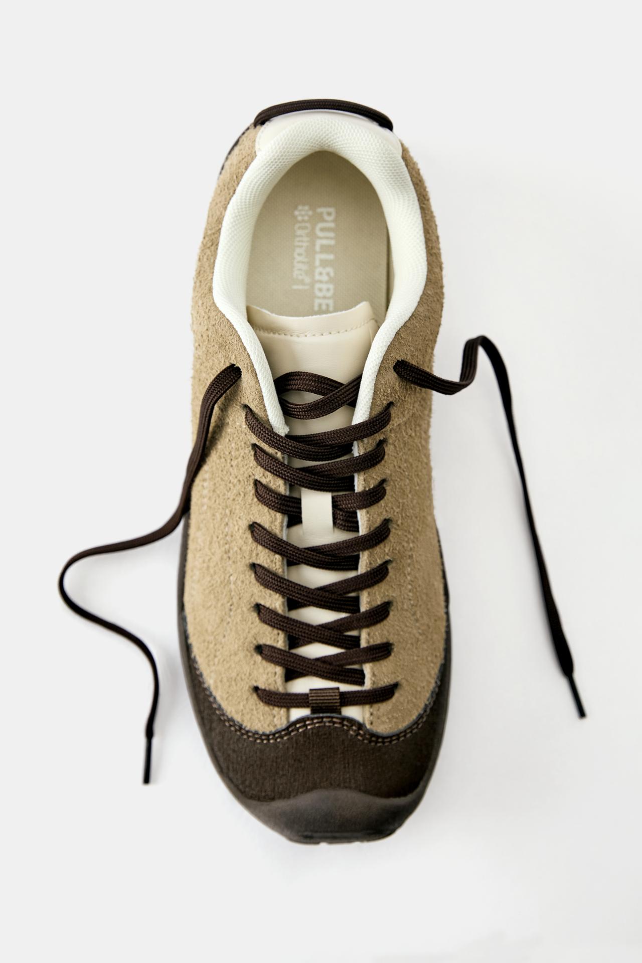 Leather trekking trainers — Sand