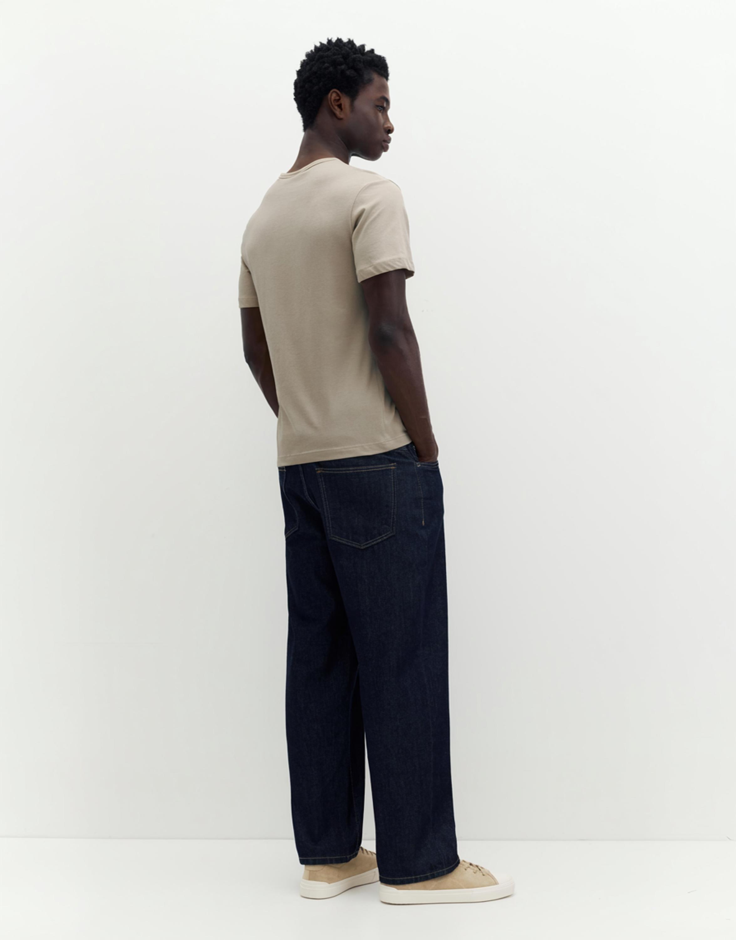 Slim fit basic T-shirt — Sand
