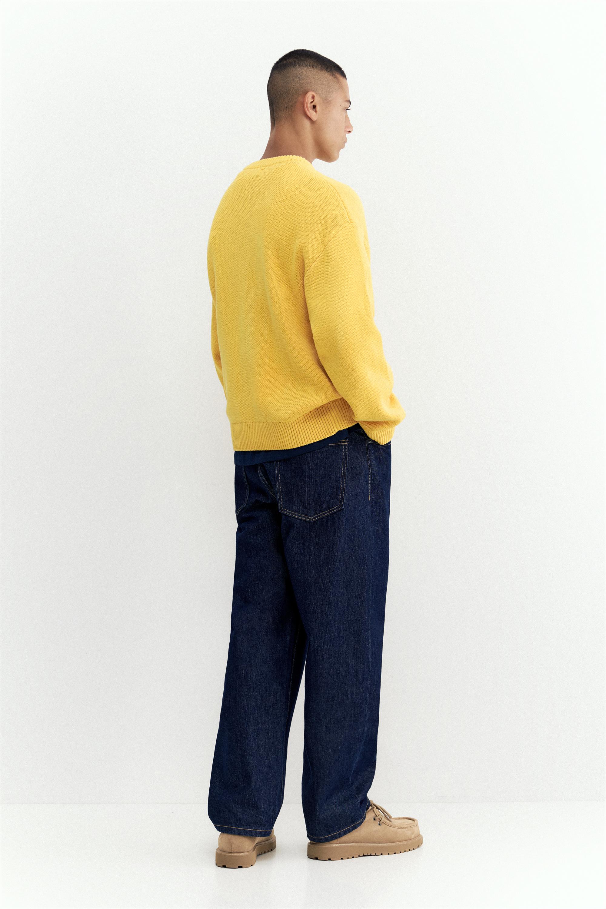 STWD graphic jumper — Yellow
