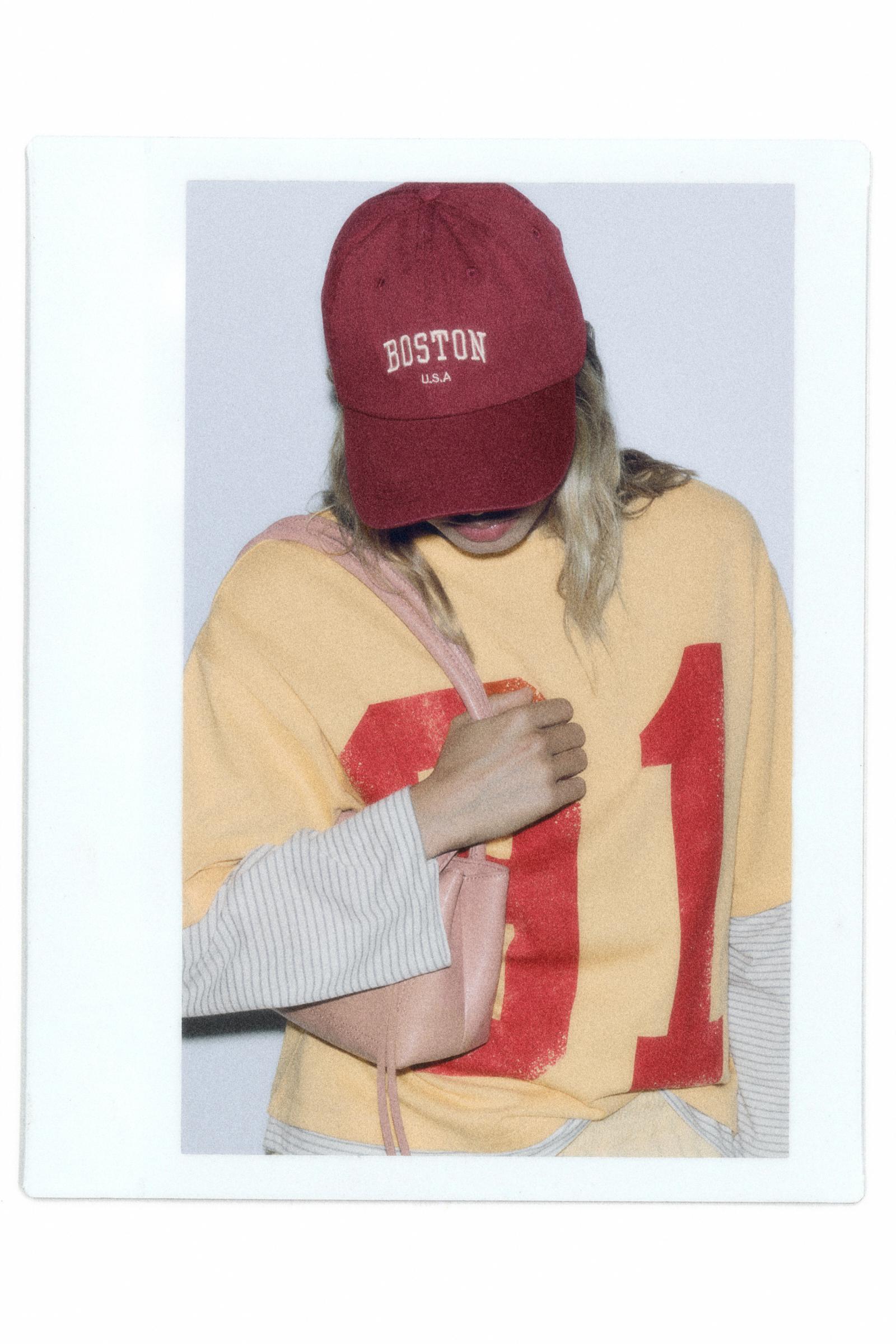Boston embroidered cap — Maroon