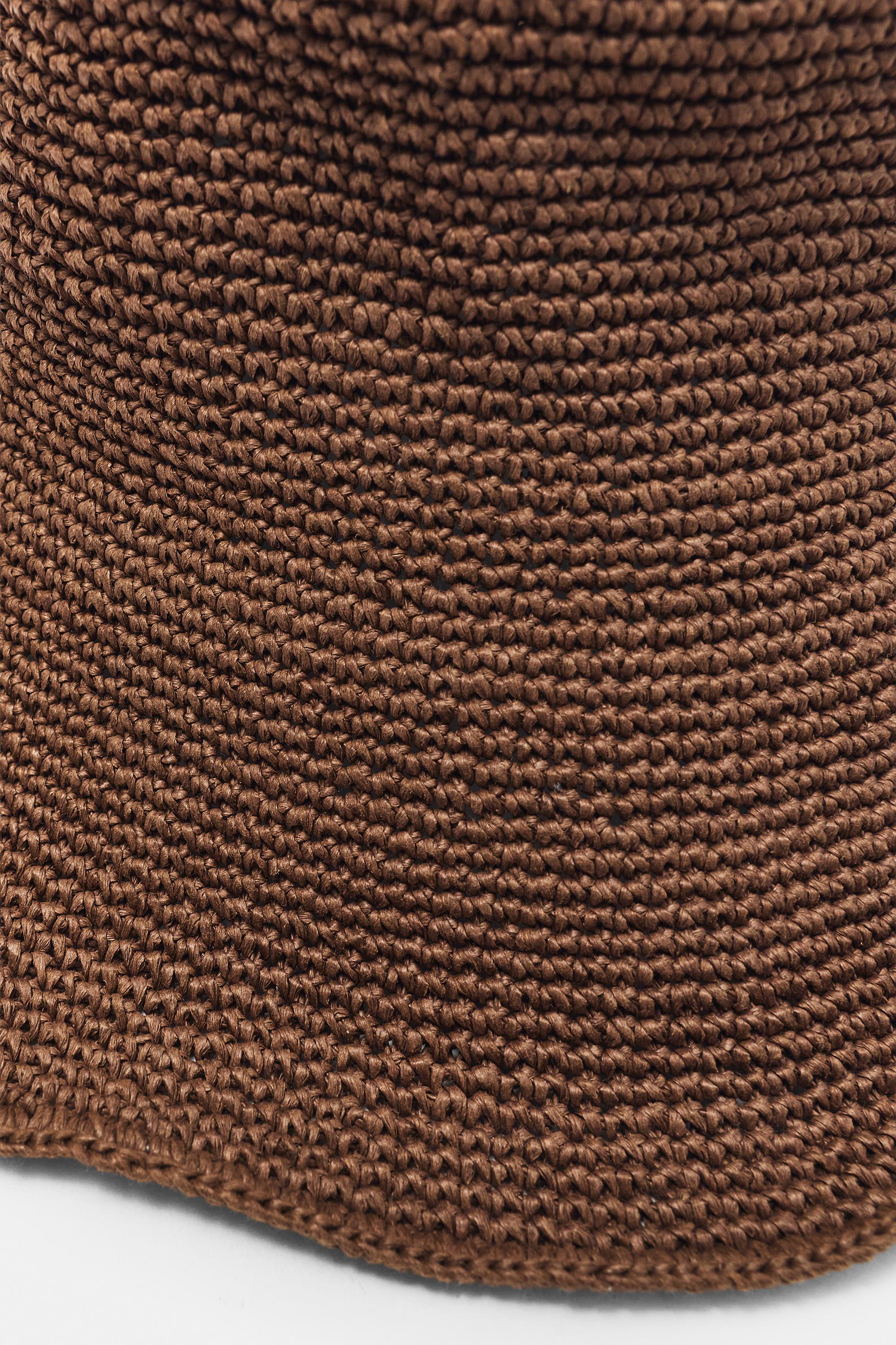 Braided hat — Brown