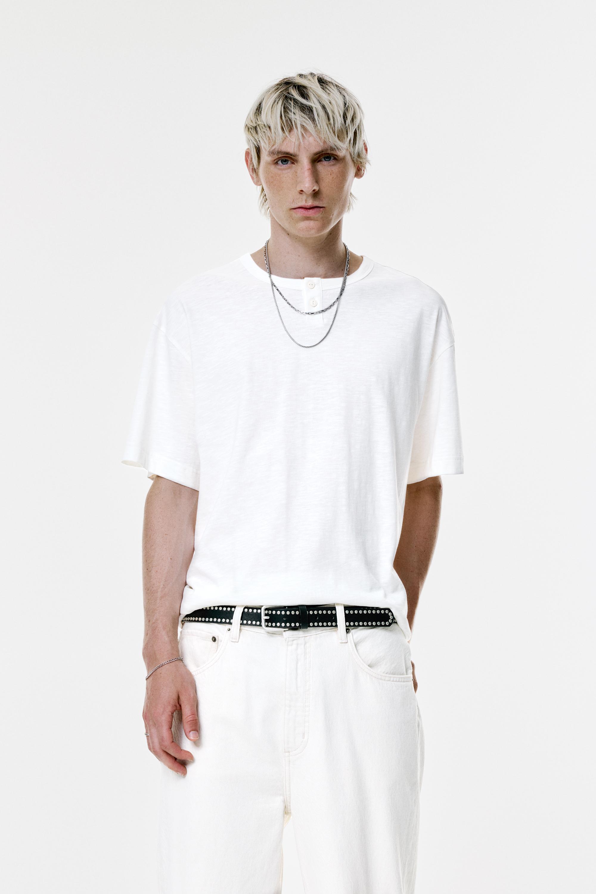 Shirt Mit Rundausschnitt Und Knopfleiste