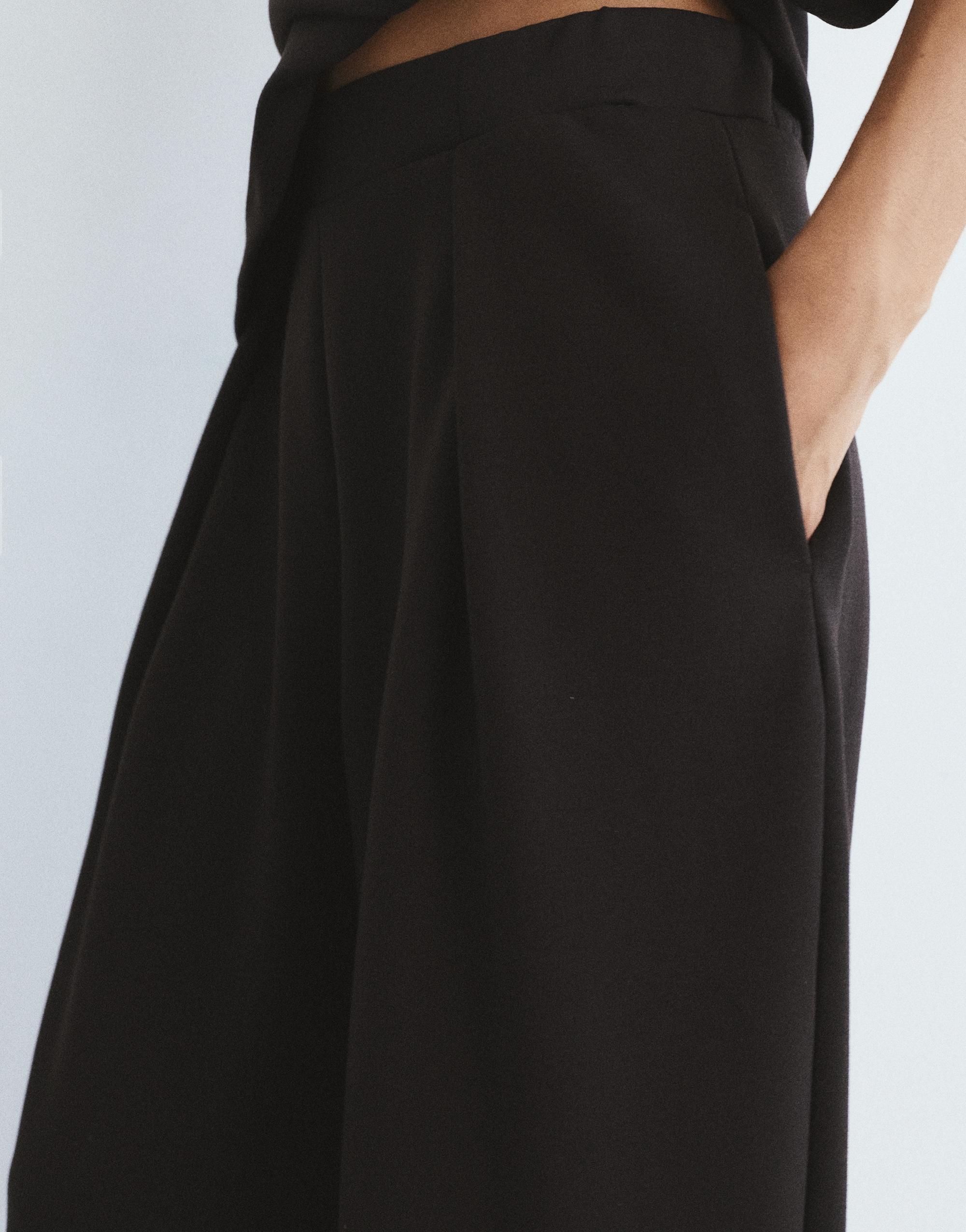 Soft-touch wide-leg darted trousers — Anthracite grey
