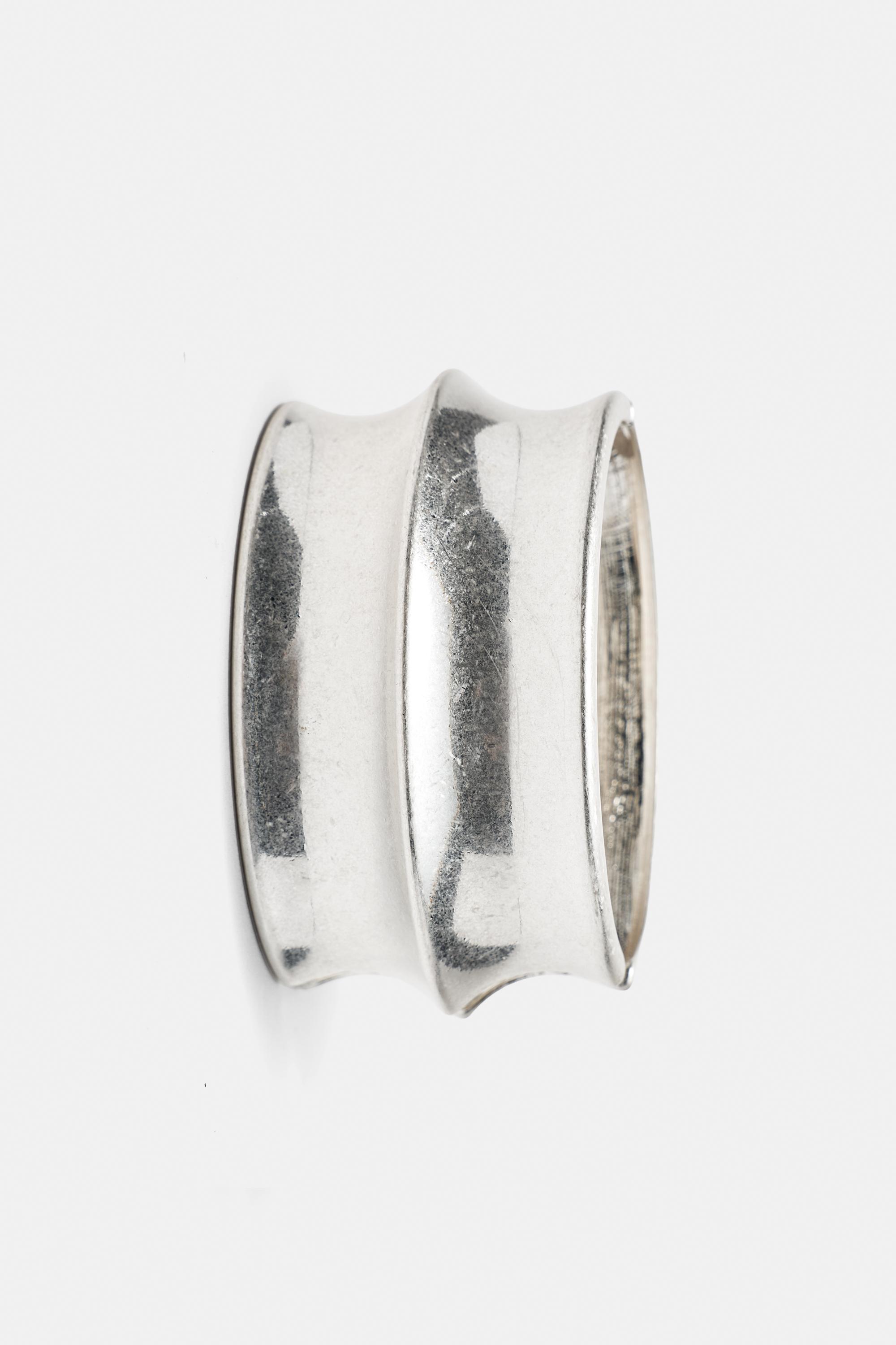 Wide arm cuff — Silver