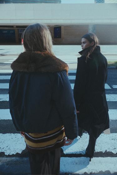 Quilted jacket with faux fur collar — Black 7