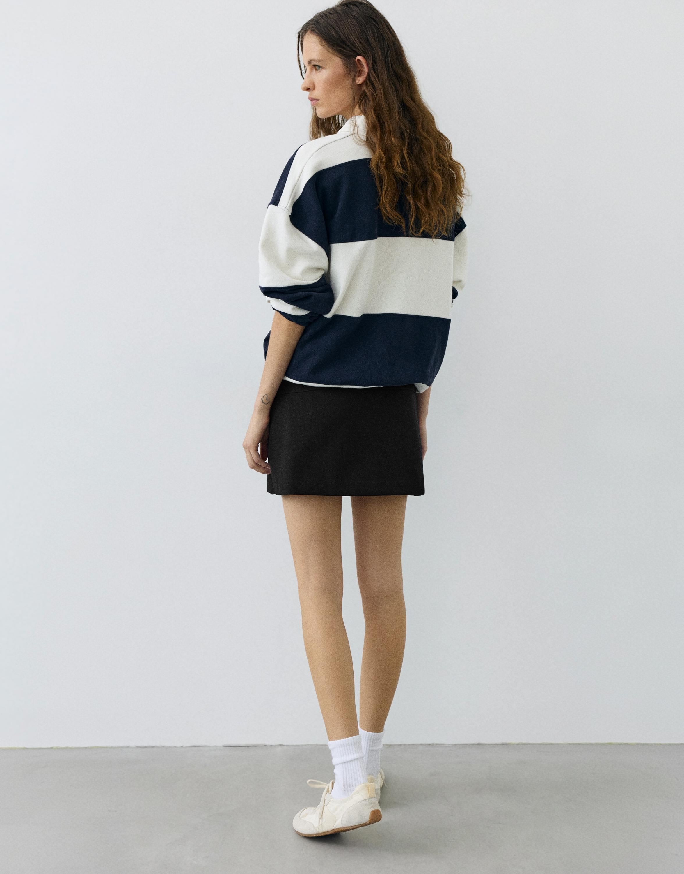 Mini skort — Black