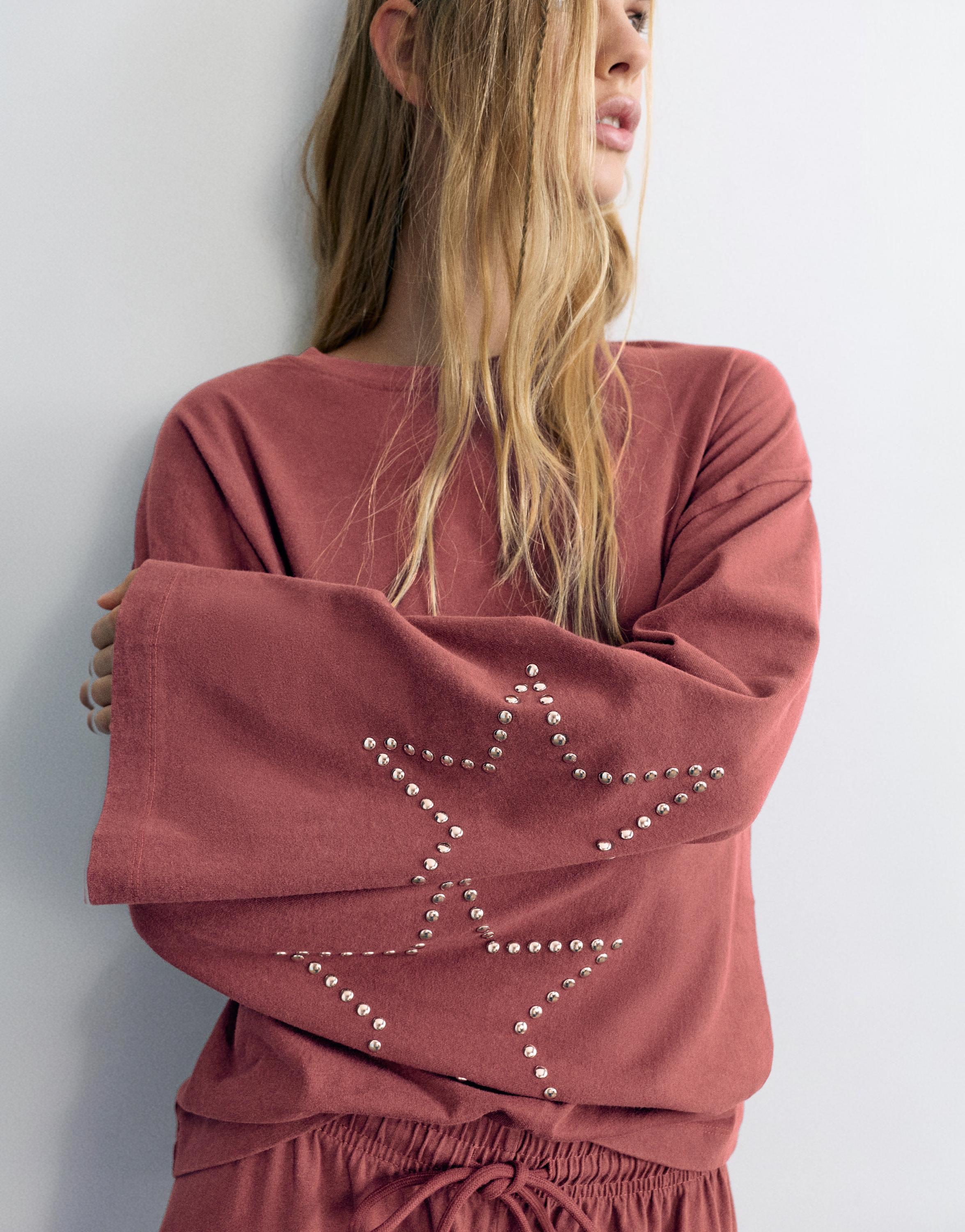 Stud star long sleeve T-shirt — Maroon