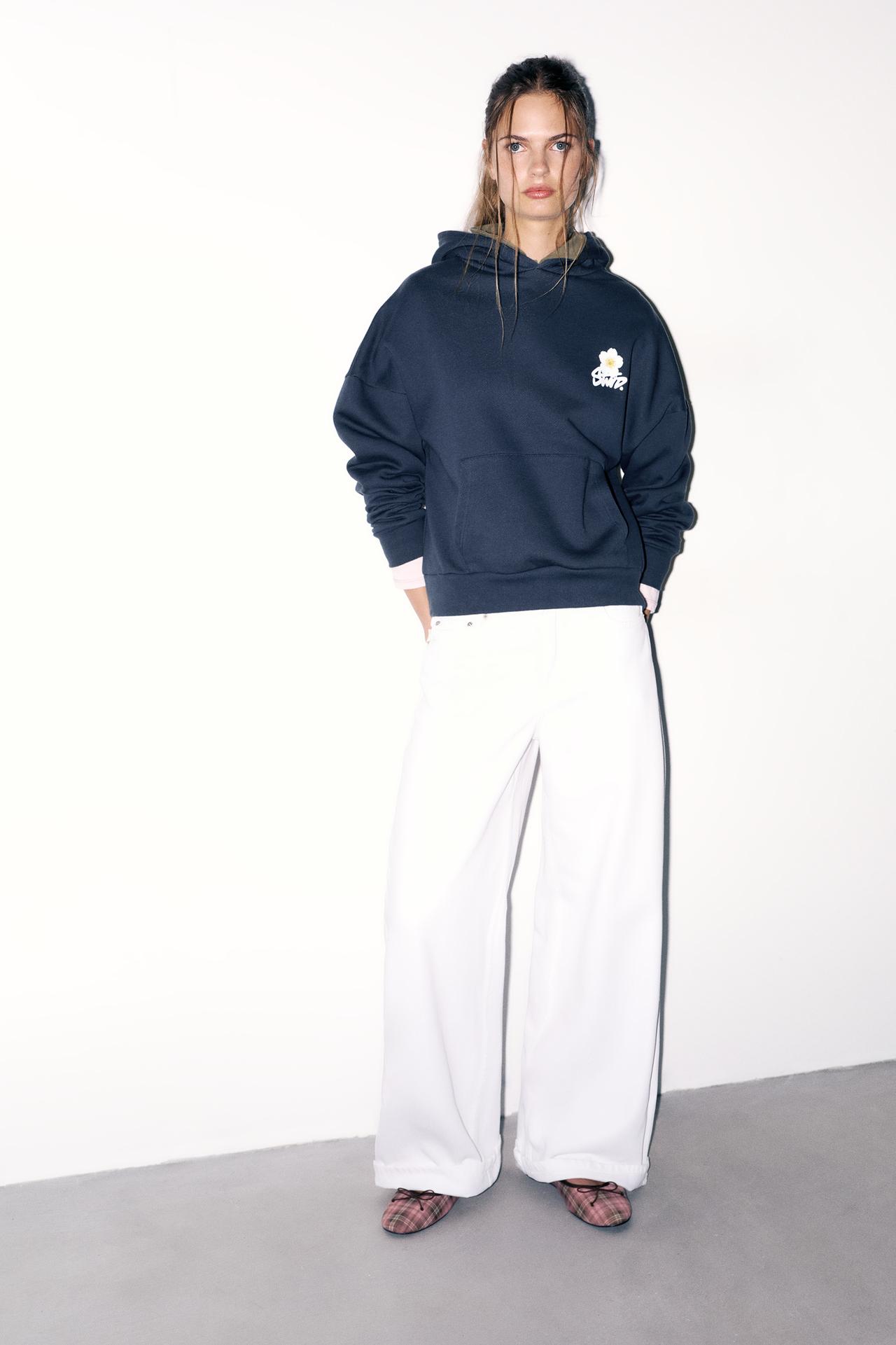 Daisy graphic hoodie — Navy