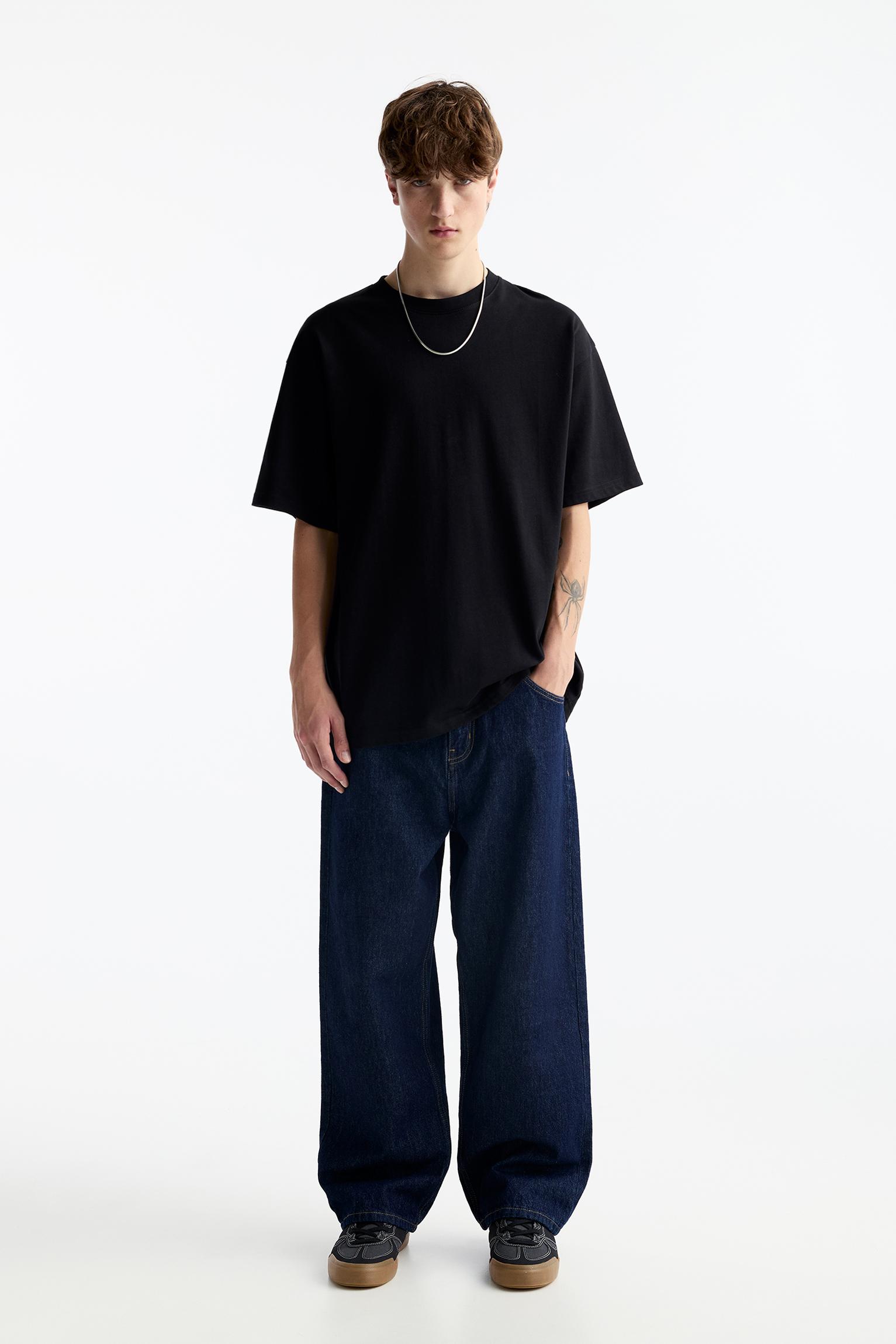 Heavy weight T-shirt — Black
