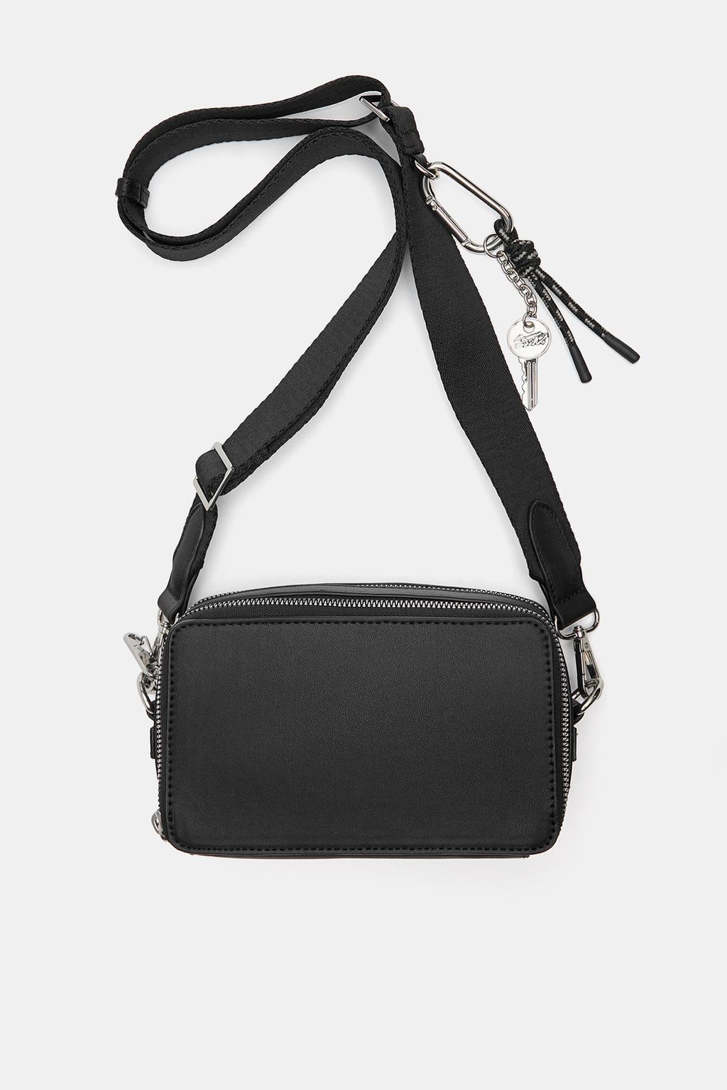Bolso bandolera adorno PULL&BEAR