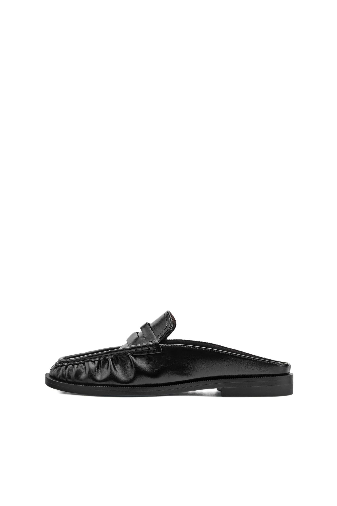 Gathered slingback loafers — Black