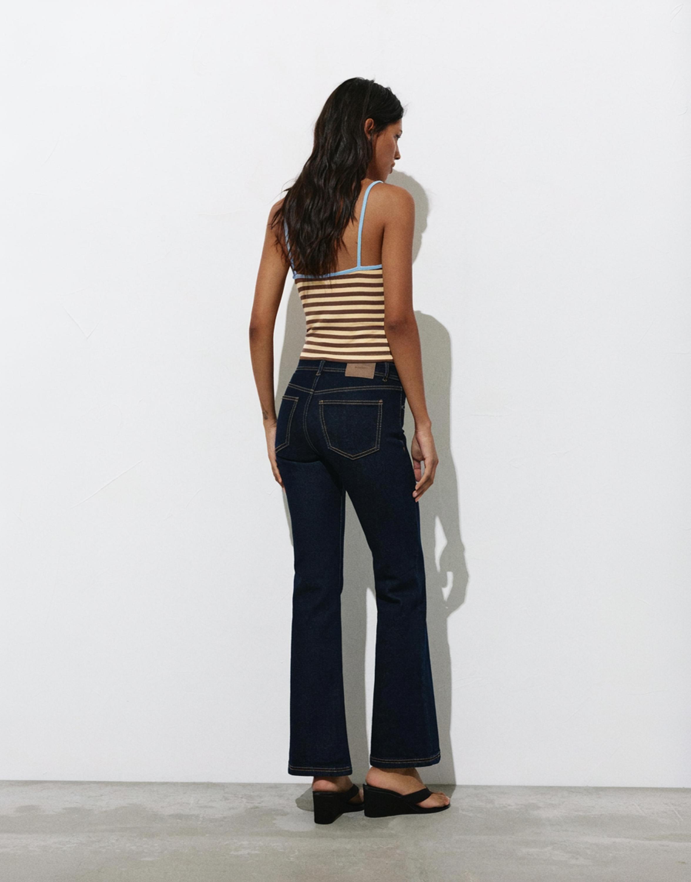 Striped strappy top — Yellow