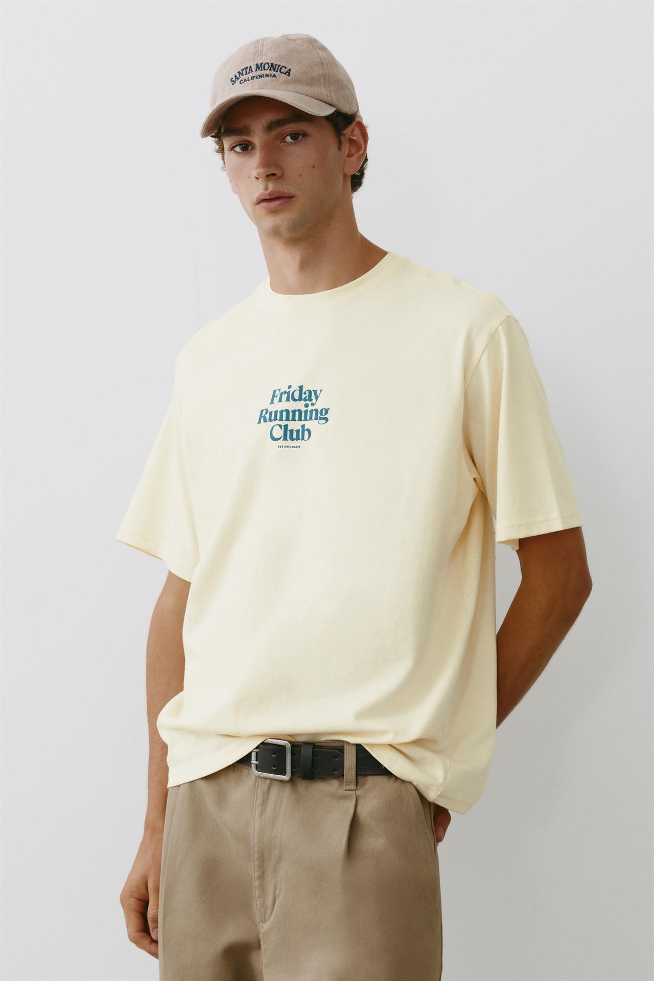 Friday Running Club graphic T-shirt — Yellow