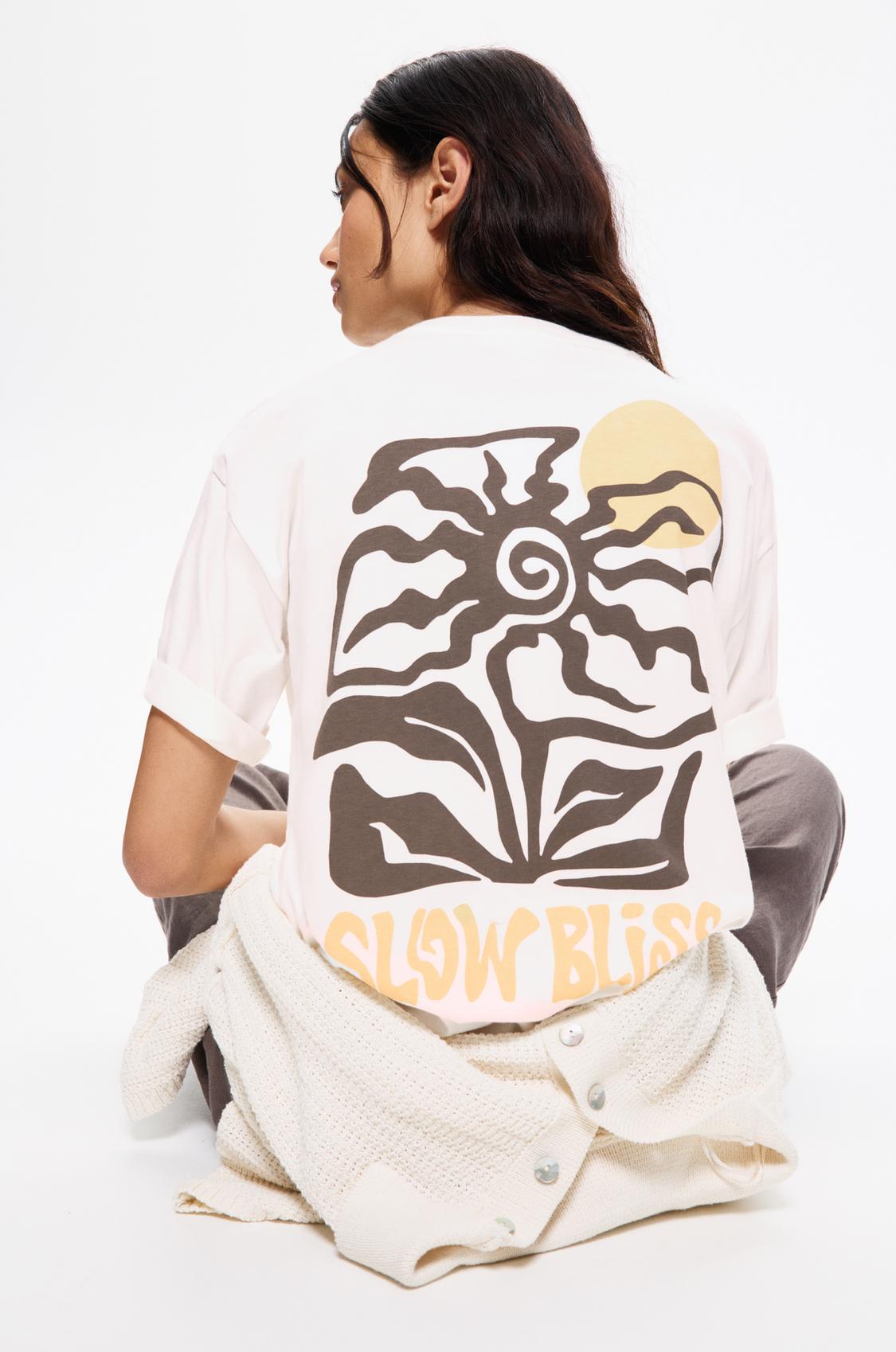 Bear 2025 Camisas De Flores Pull And Bear Anime Camisetas Pull And