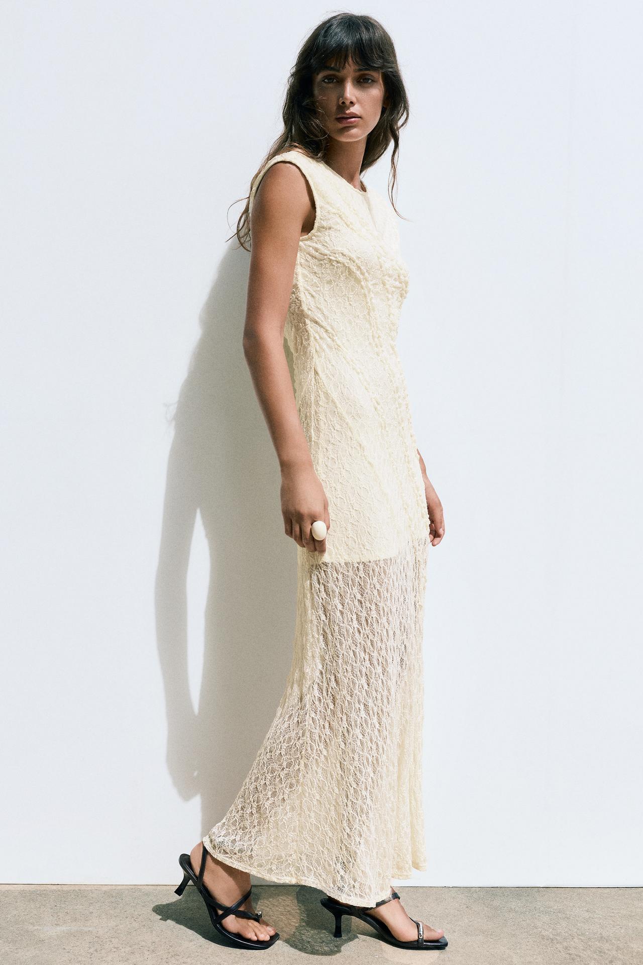 Fitted lace midi dress — Ecru