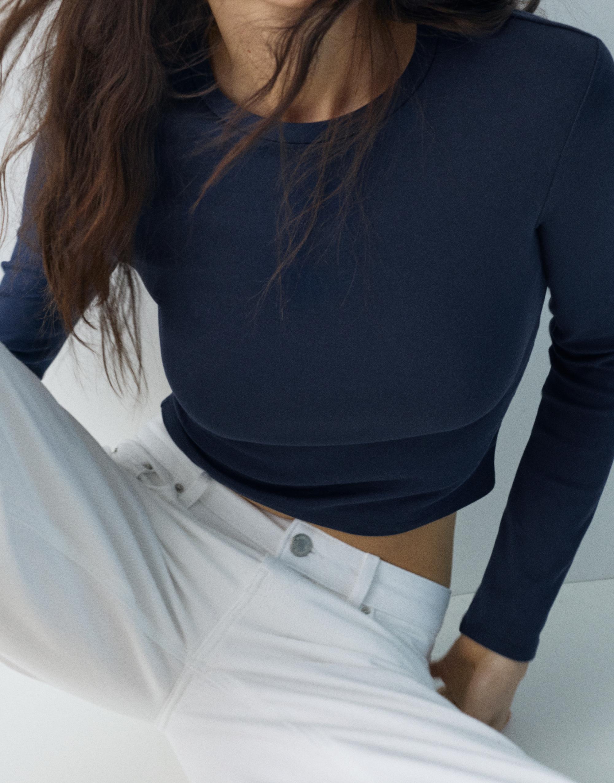 Vücuda oturan uzun kollu t-shirt - Görsel 57