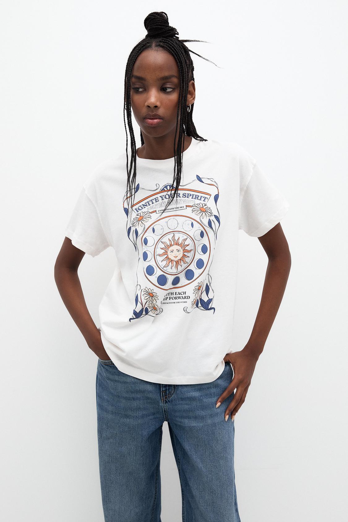 Kurzärmeliges esoterisches T-Shirt mit Sonne - PULL&BEAR 