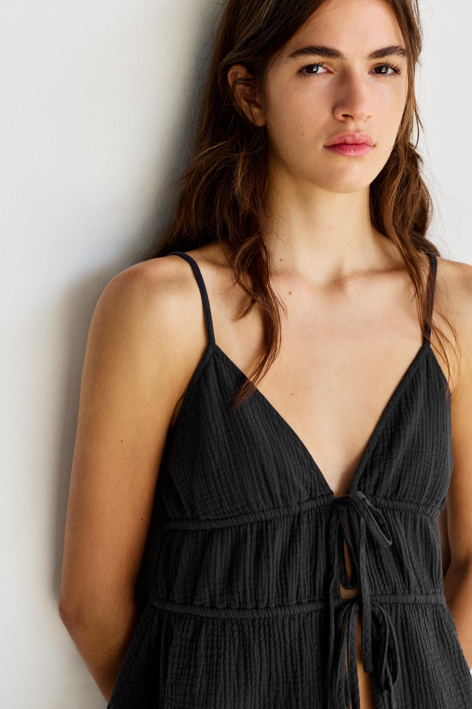 Crepe strappy top — Faded black