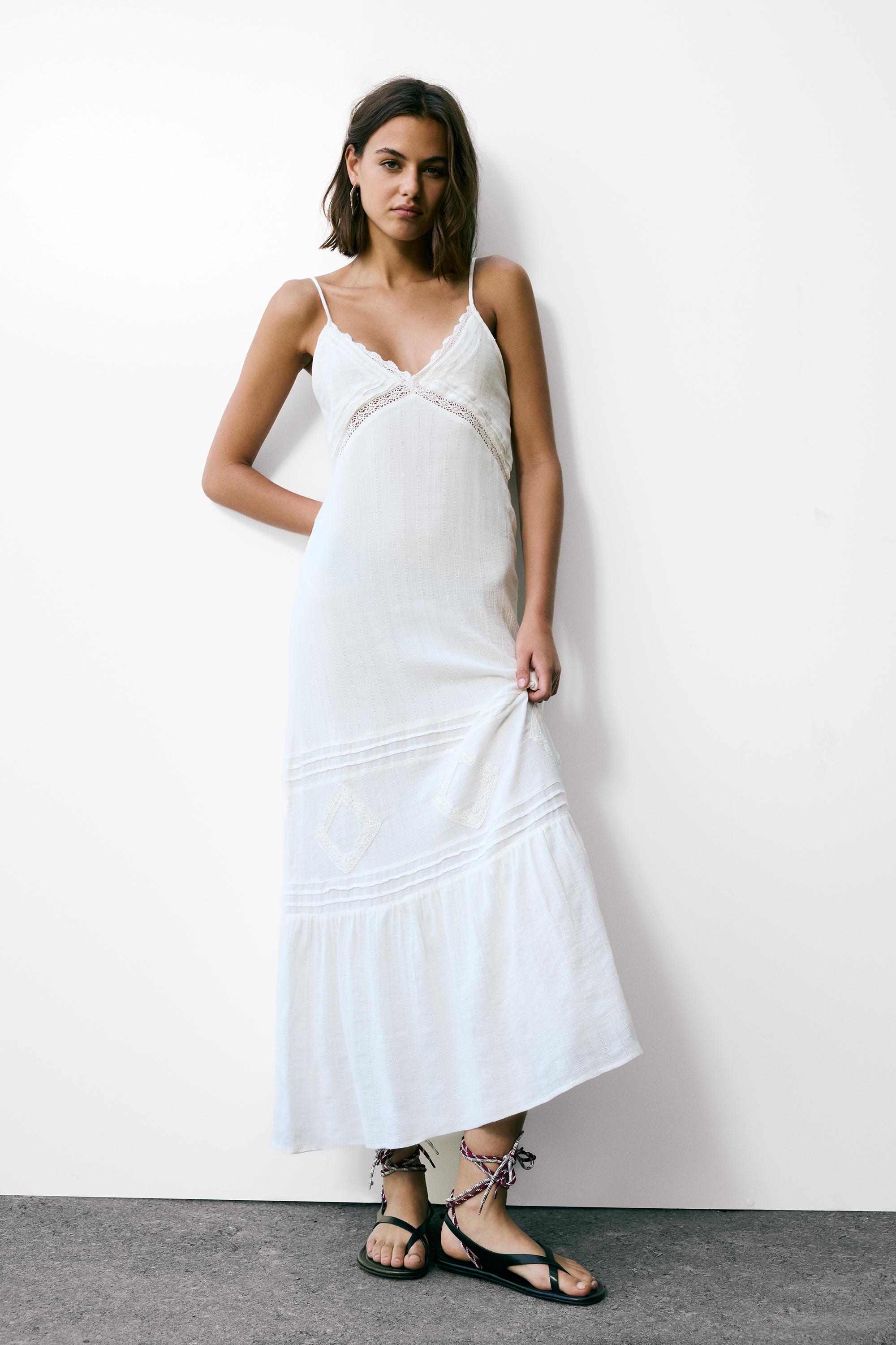 Langes Trägerkleid Mit Spitze