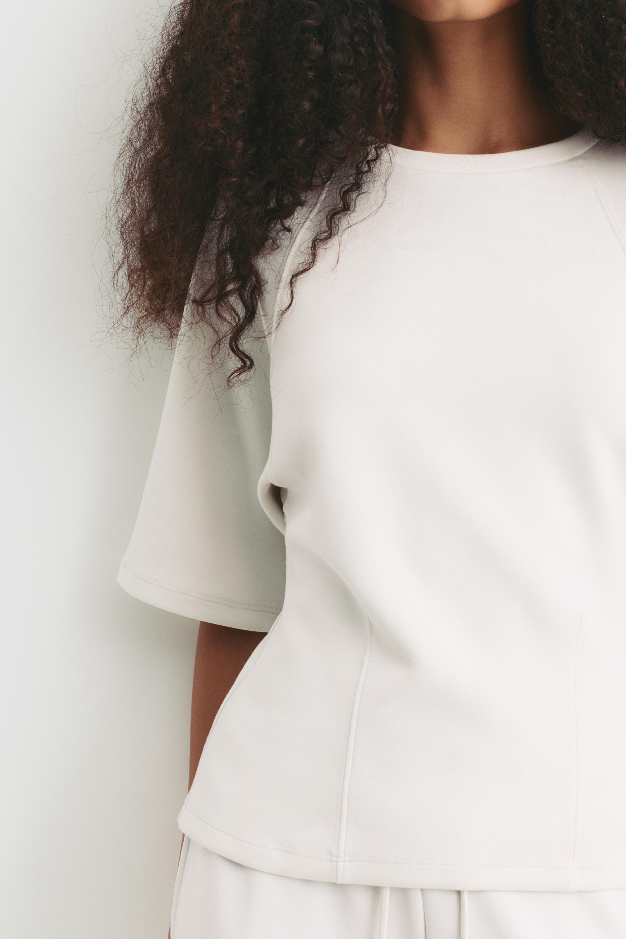 Yumuşak dokulu kısa kollu sweatshirt - Görsel 27