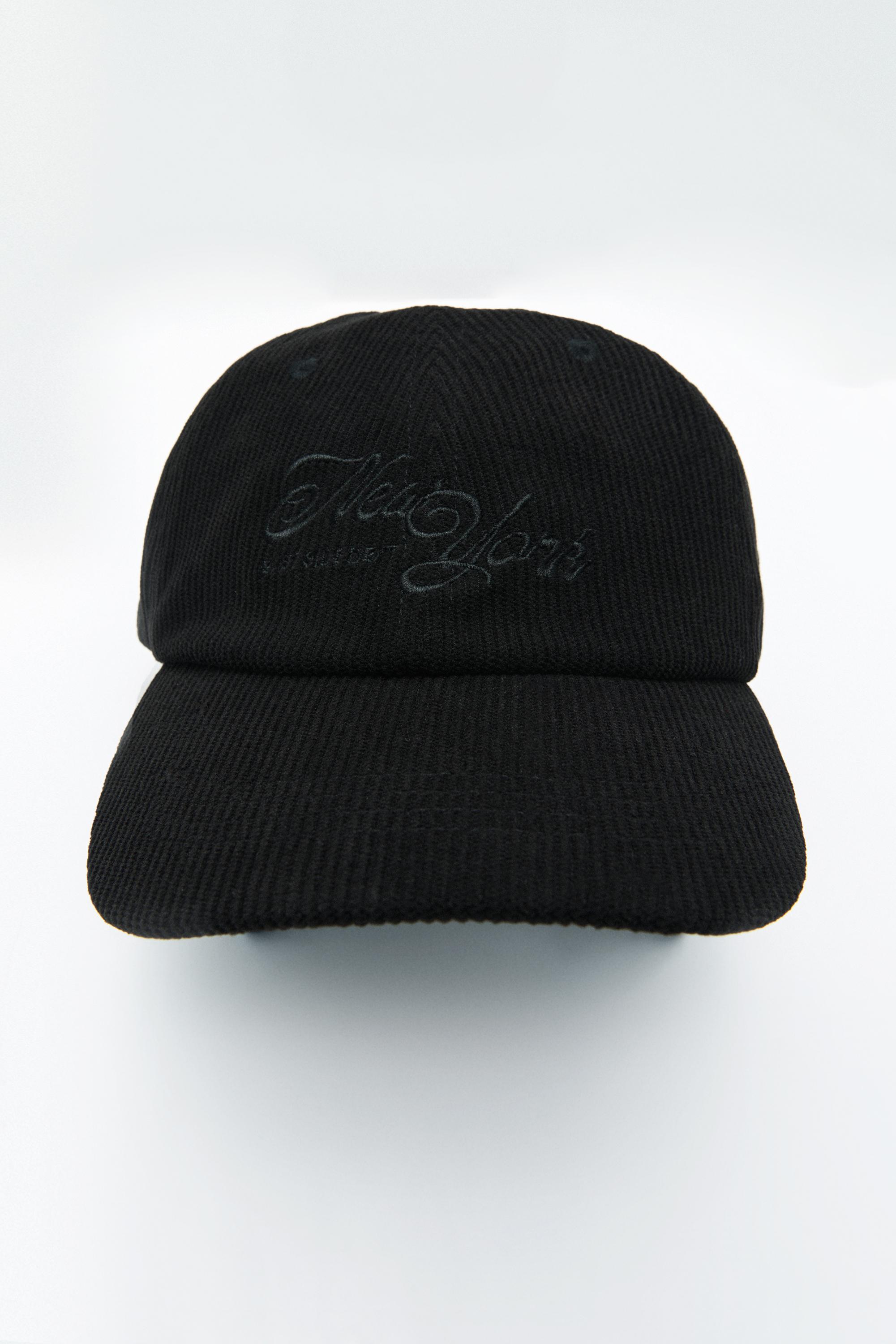 Black corduroy cap — Black